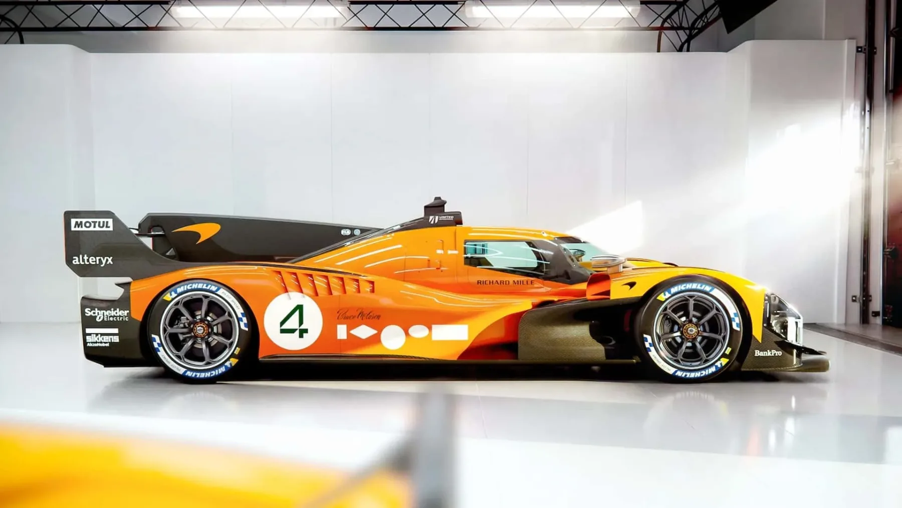 McLaren MCL-HY GTR: ko brez hibrida postane več kot s hibridom – 720 konjev, manj kot tona in nič voznikove pomoči razen lastne pameti