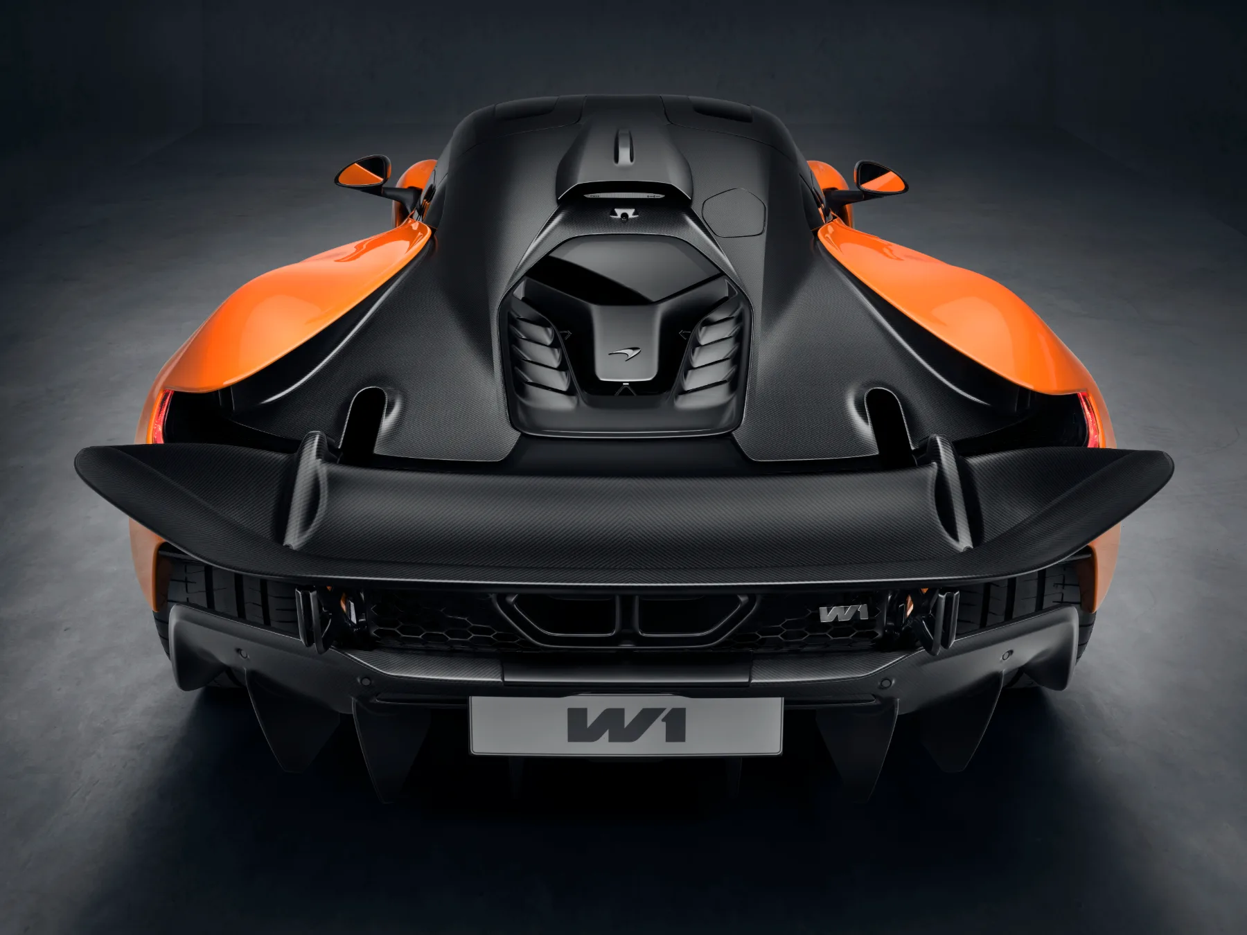 McLaren W1: predstavlja nov standard med superavtomobili ima 1.275 konjskih moči