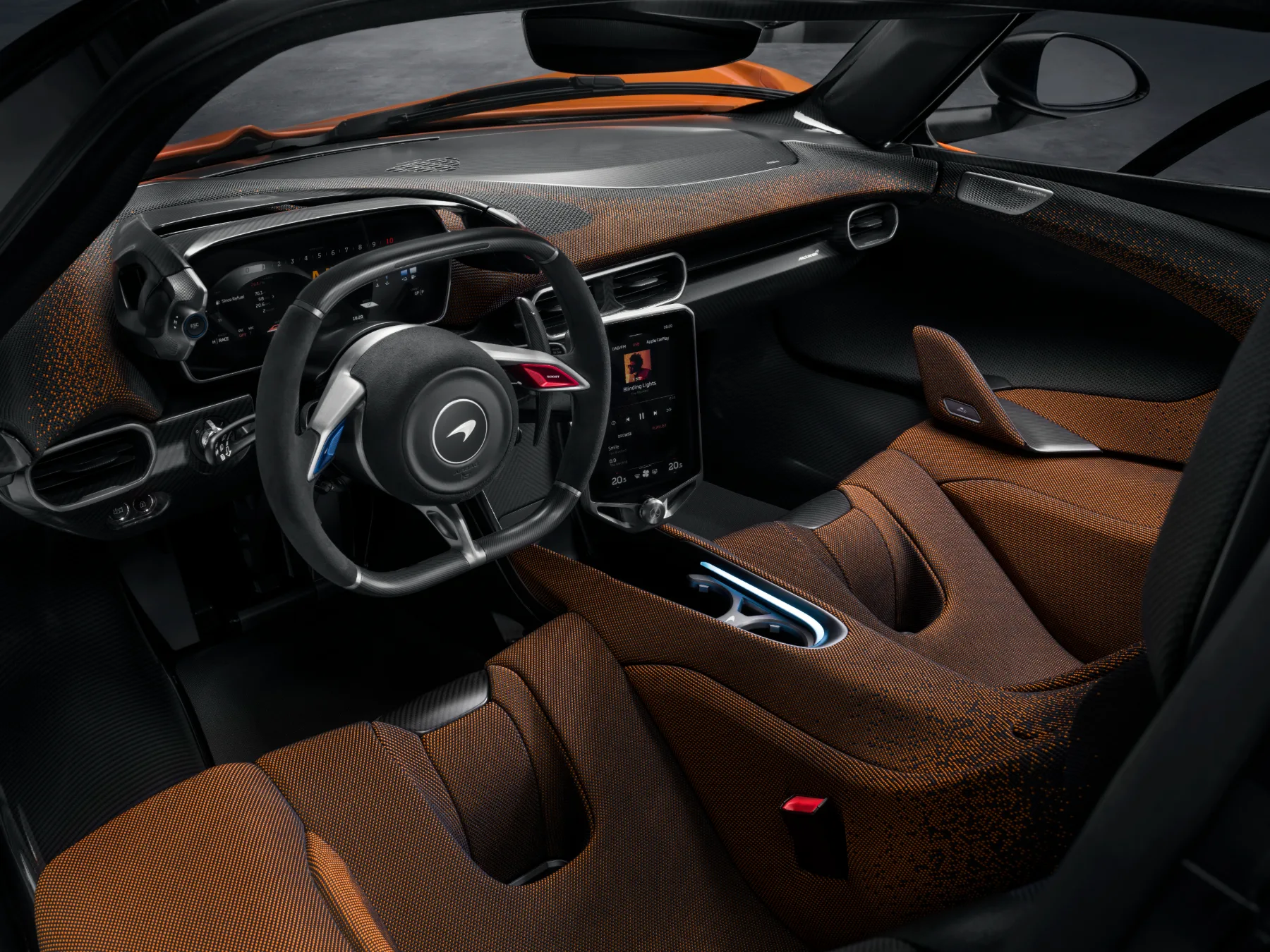 McLaren W1: predstavlja nov standard med superavtomobili ima 1.275 konjskih moči