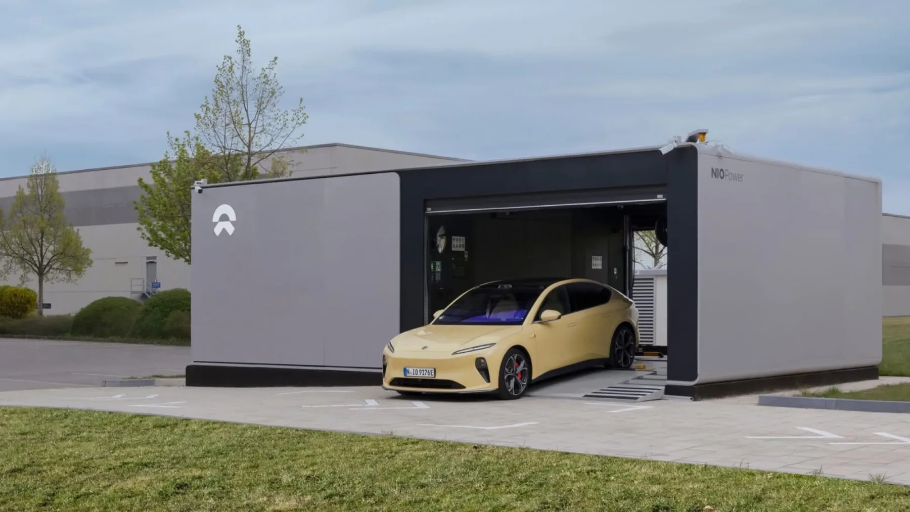 Menjava baterij: utopija ali realnost – NIO s 60. NIO Power Swap postajo za menjavo baterij v Evropi prehiteva konkurenco – in prihodnost