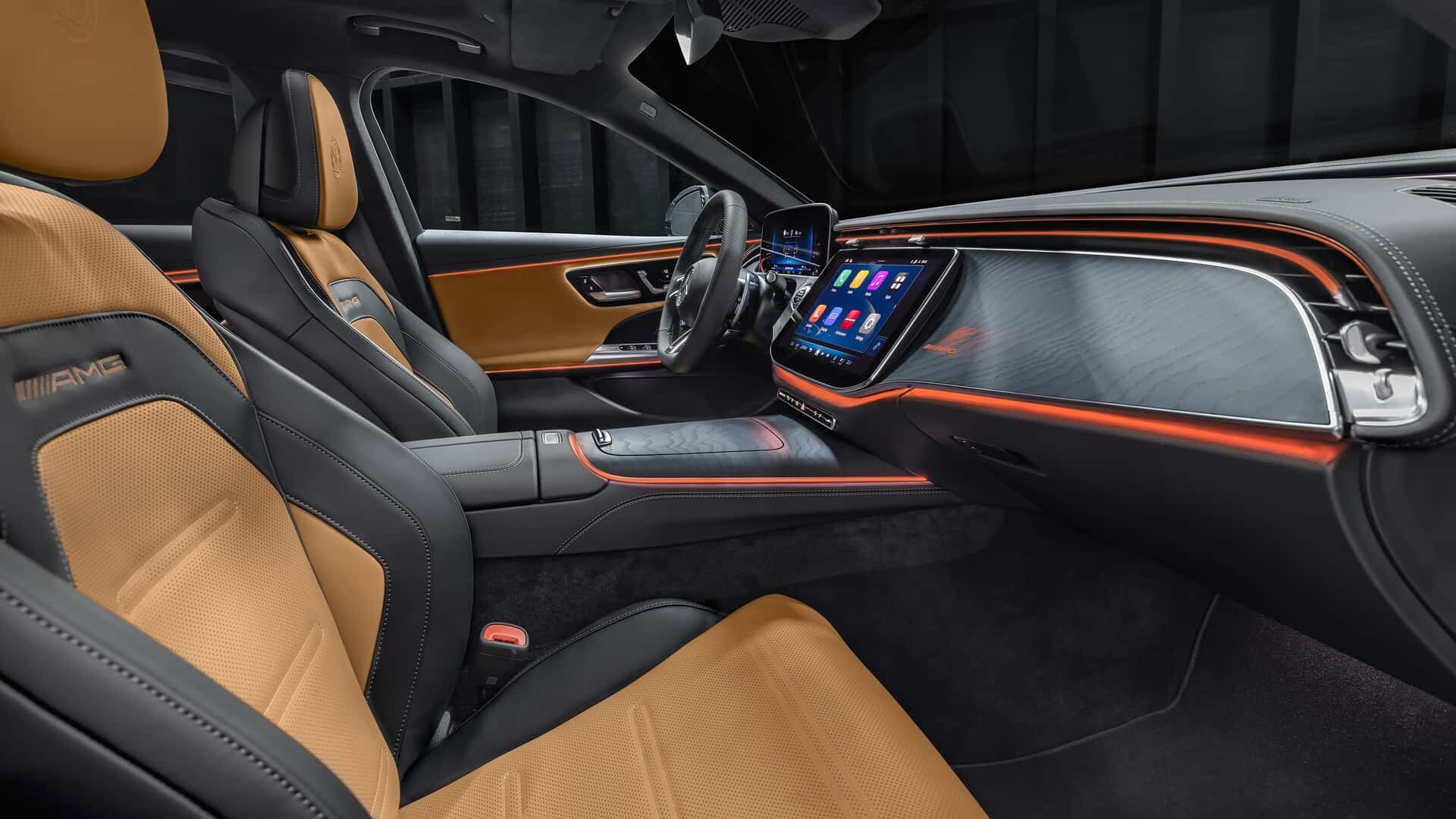 Mercedes-AMG E53: hibridna zverina z 603 KM – elektrika ji doda mišice