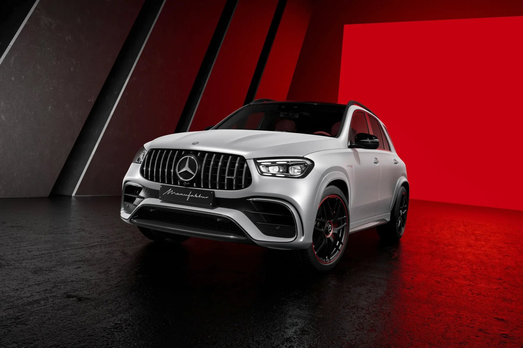 Mercedes-AMG GLE in GLS MANUFAKTUR Arctic Silver Edition: Ledena poezija konjskih moči
