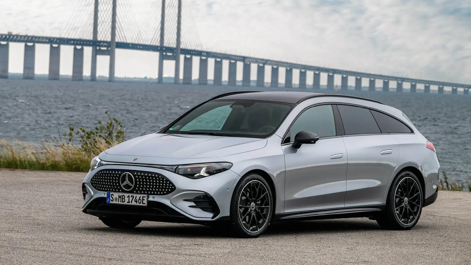 Mercedes-Benz CLA Shooting Brake (2026) – električni karavan z zvezdami v strehi in malo preveč svetlobne magije