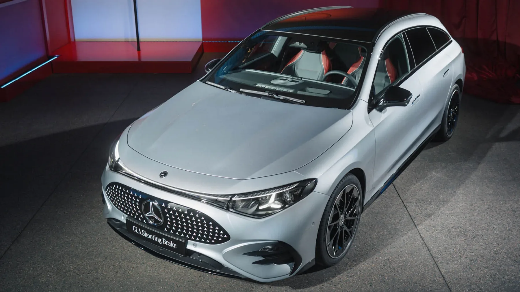 Mercedes-Benz CLA Shooting Brake (2026) – električni karavan z zvezdami v strehi in malo preveč svetlobne magije