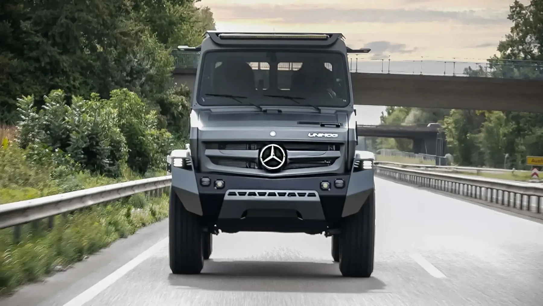 Mercedes-Benz Unimog U 4023 Concept: Ko gre najboljši delovni stroj na svetu v opero in postane ultimativna igrača