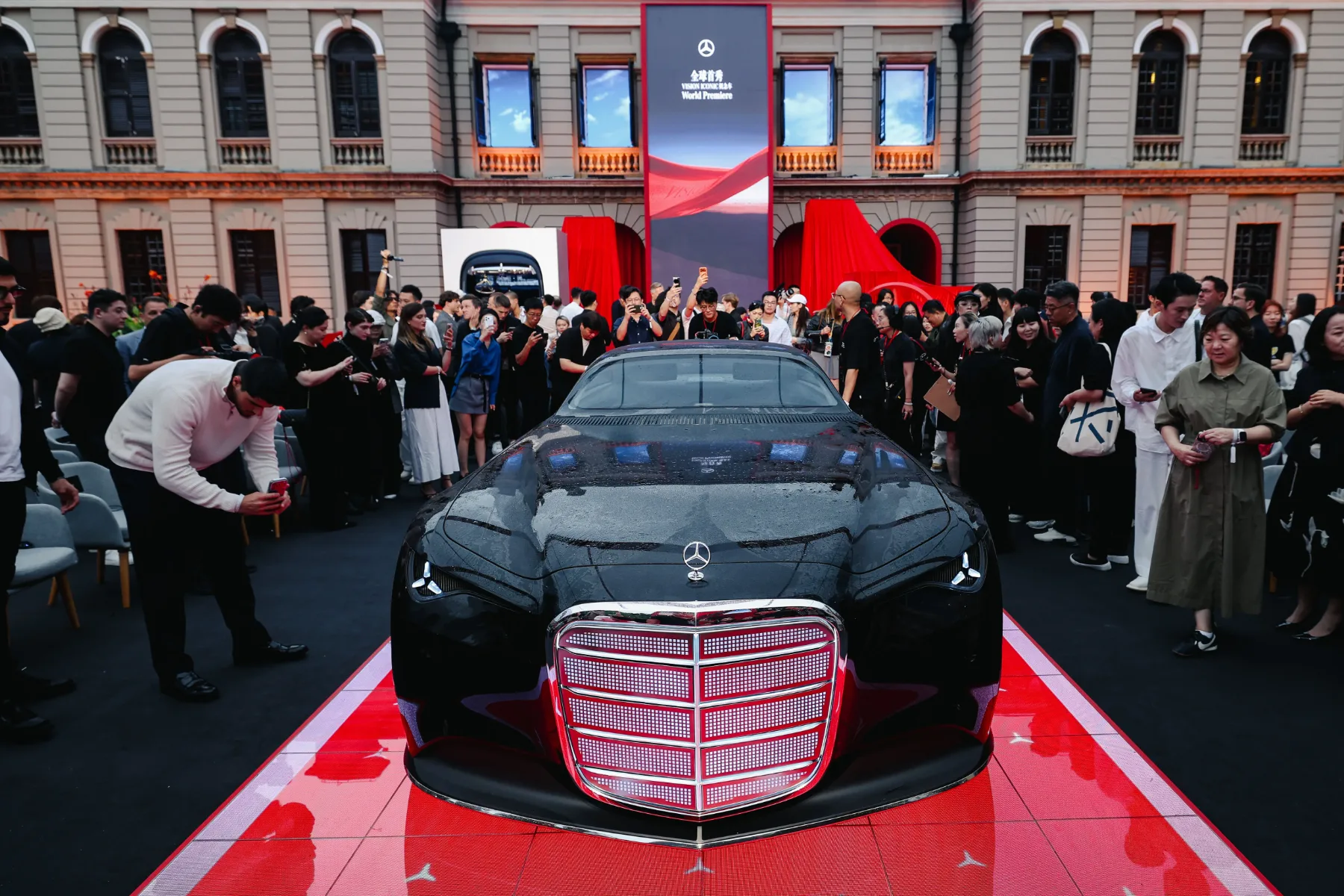 Mercedes-Benz Vision Iconic Concept: ko preteklost zapelje prihodnost