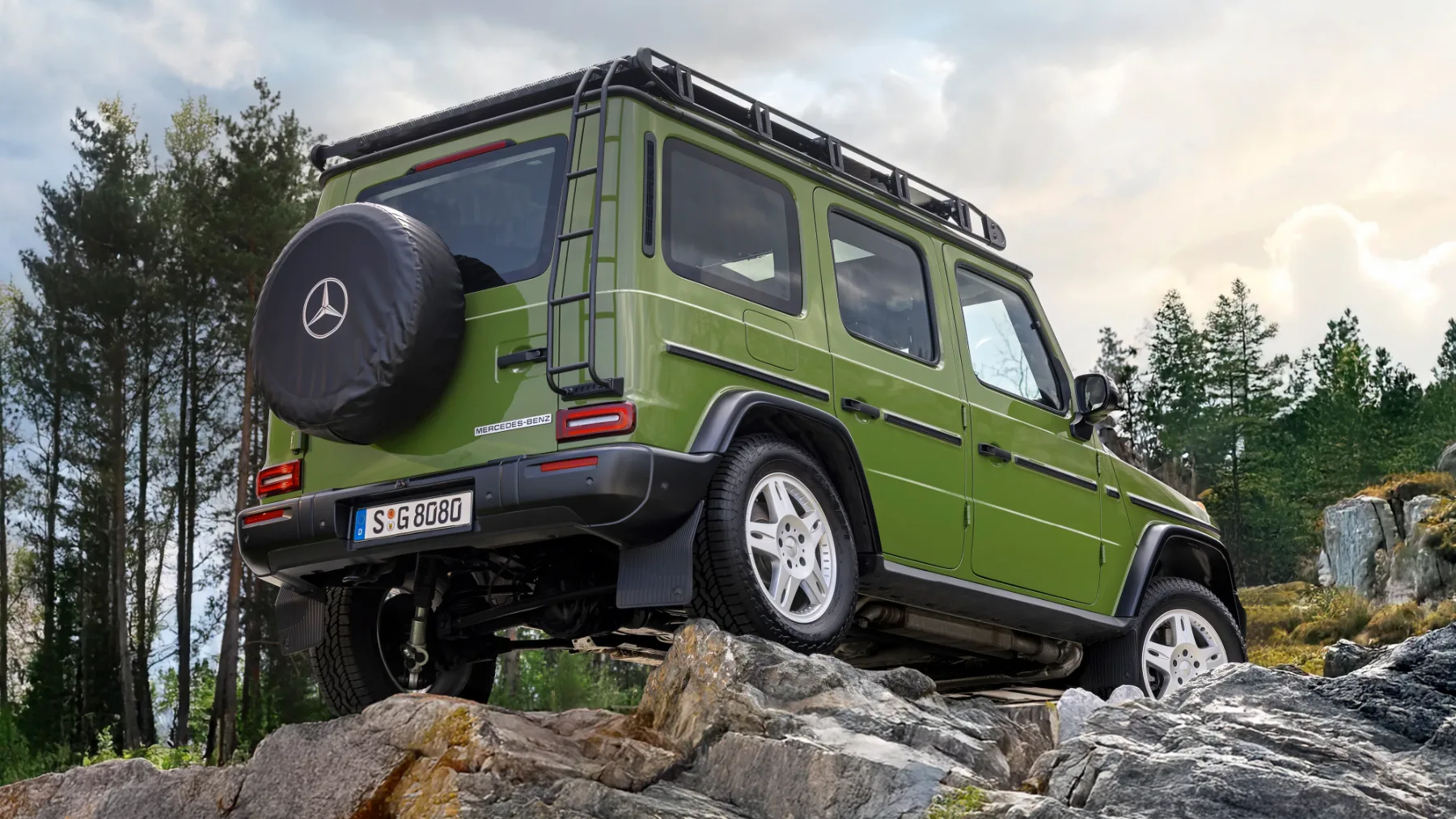 Mercedes G-Class STRONGER THAN THE 1980s: Retro zver v karirasti obleki, ki diši po nafti in nostalgiji