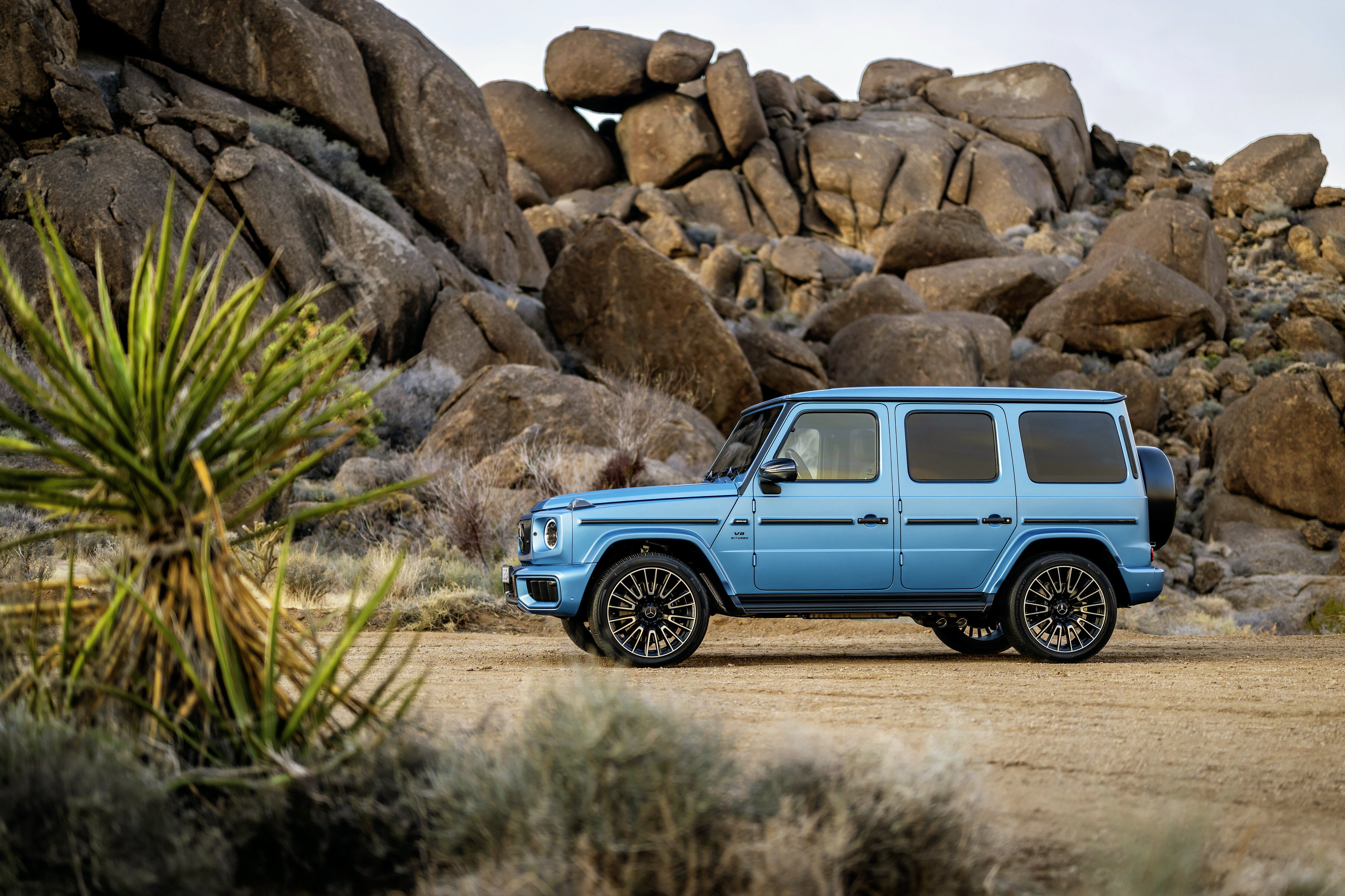 Mercedes G-Wagen 2025: avtomobilska ikona v hibridni preobleki