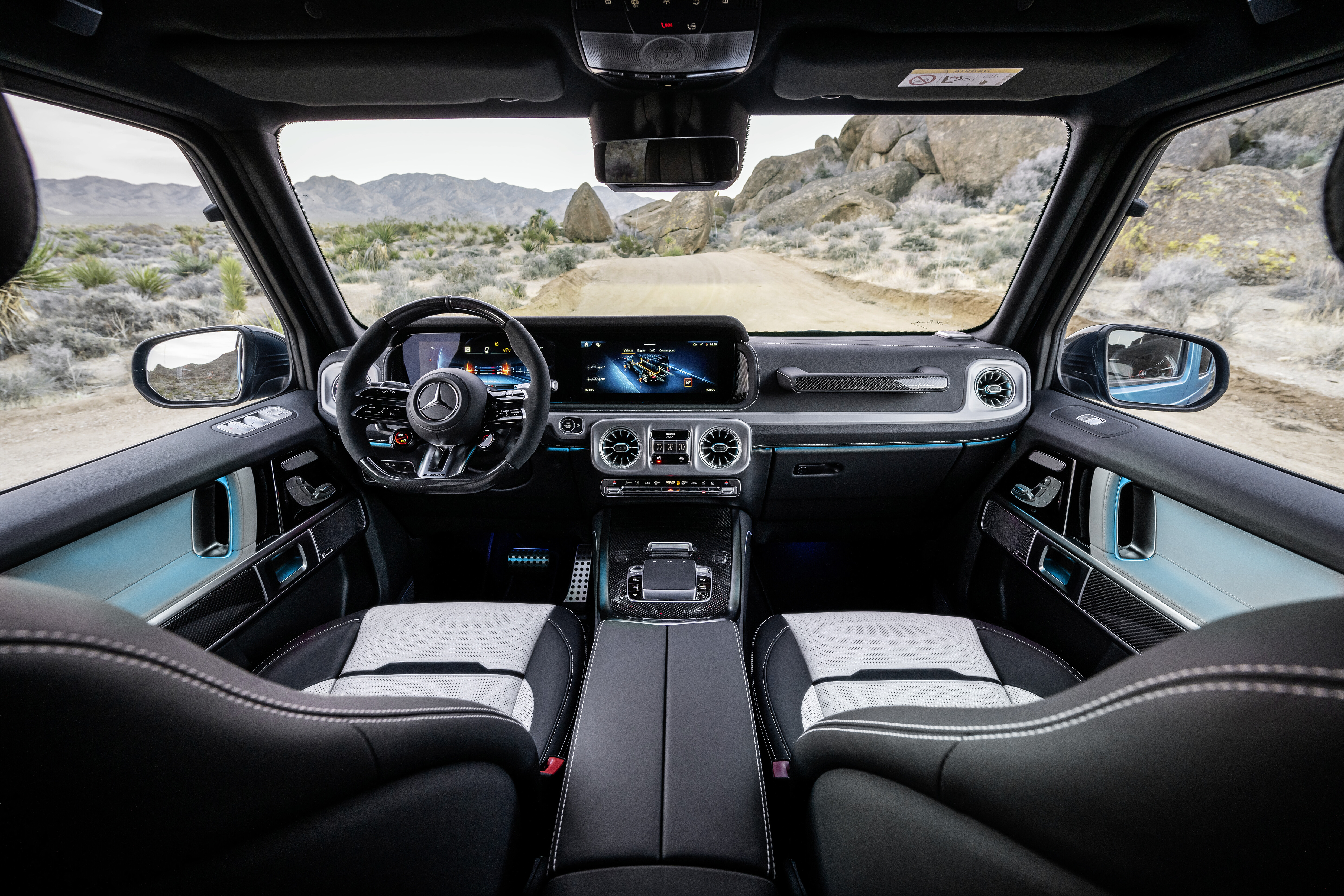 Mercedes G-Wagen 2025: avtomobilska ikona v hibridni preobleki