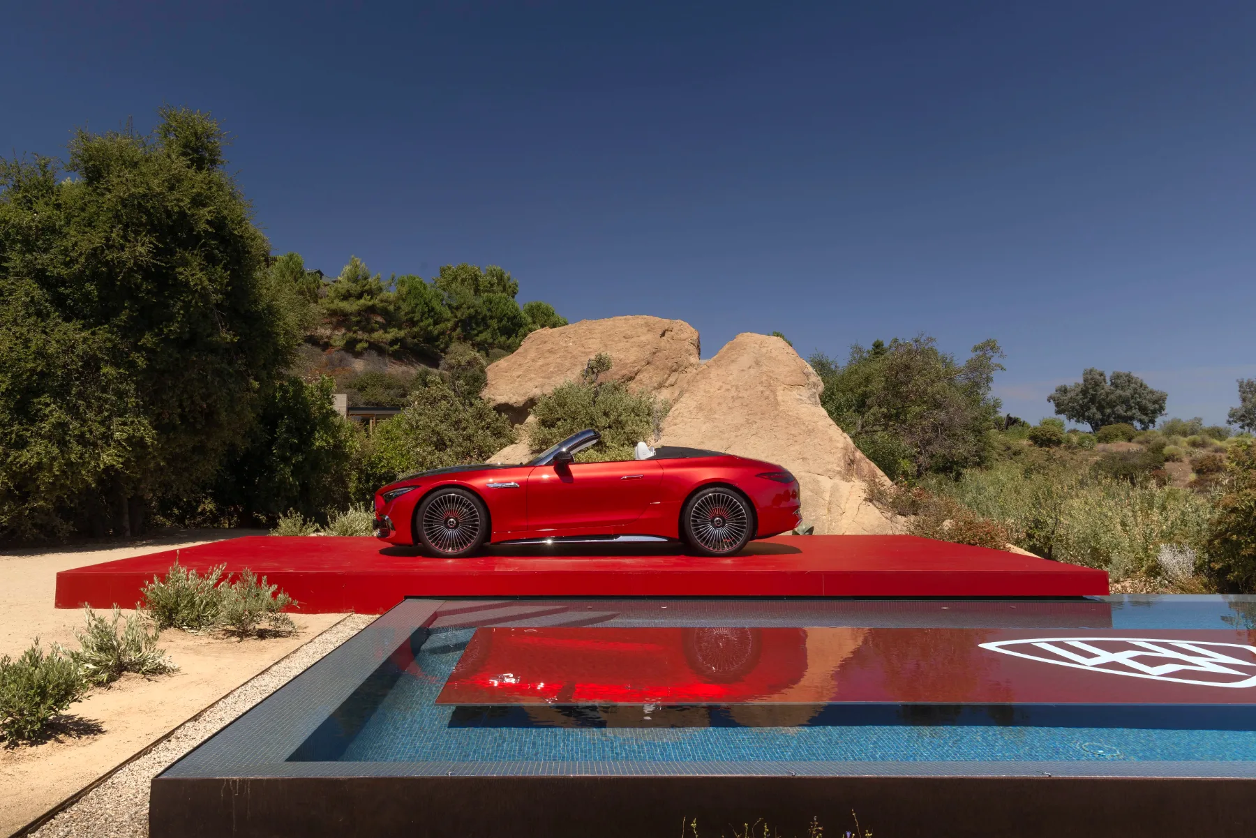 Mercedes-Maybach SL 680 Monogram Series – ko športnost sreča razkošje
