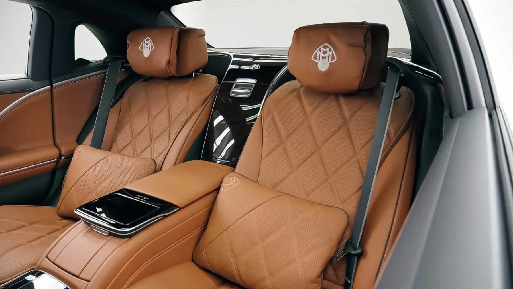 Mercedes-Maybach V12 Edition 2025 – Ultimativna simfonija dvanajstih valjev