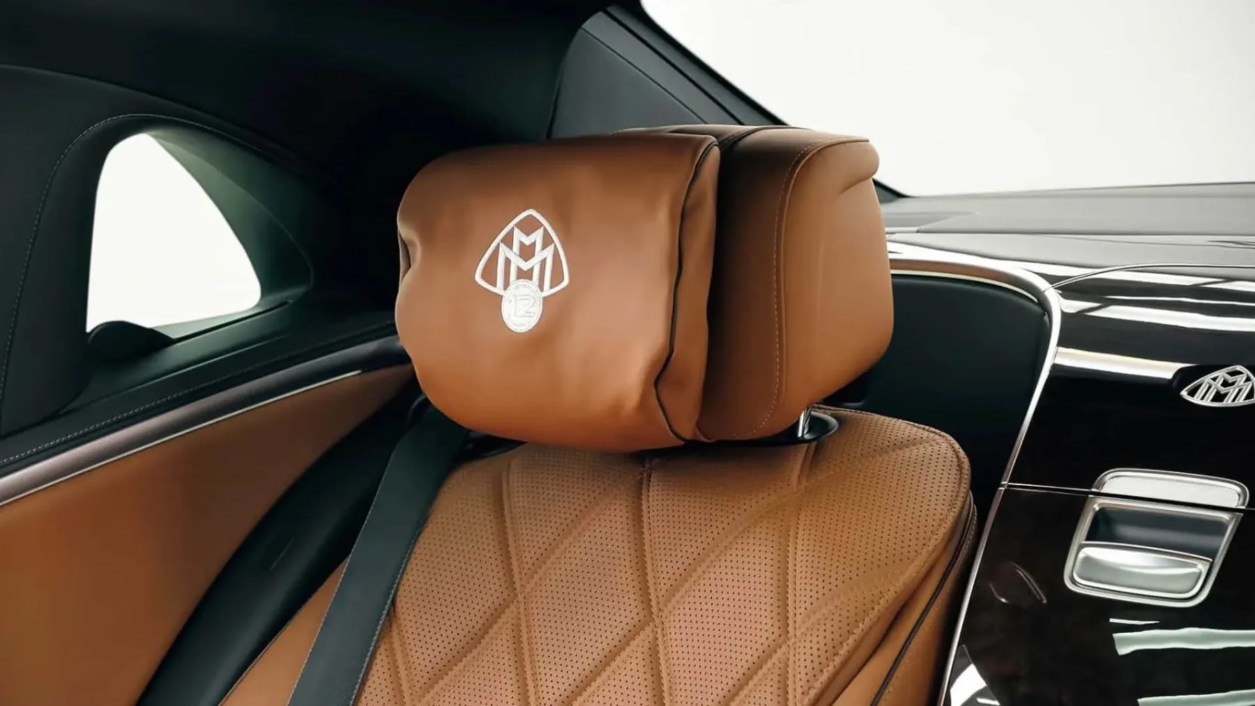 Mercedes-Maybach V12 Edition 2025 – Ultimativna simfonija dvanajstih valjev