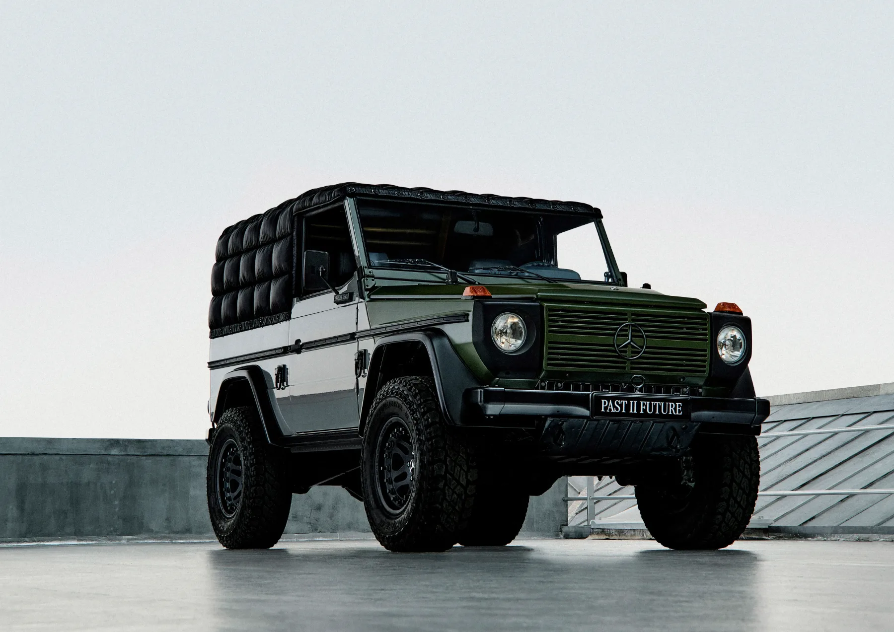 Mercedes X Moncler sta združila moči: nova omejena serija 20 ekskluzivnih vozil Mercedes X Moncler NIGO G-wagon