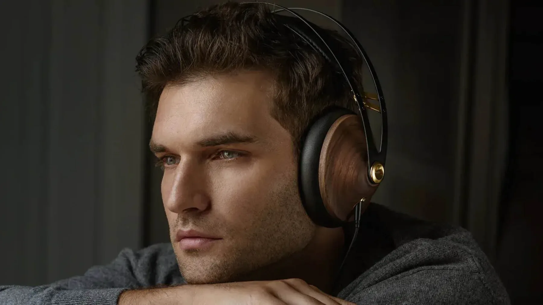 Meze Audio 99 Classics Gen 2: Les, zvok in romunska perfekcija