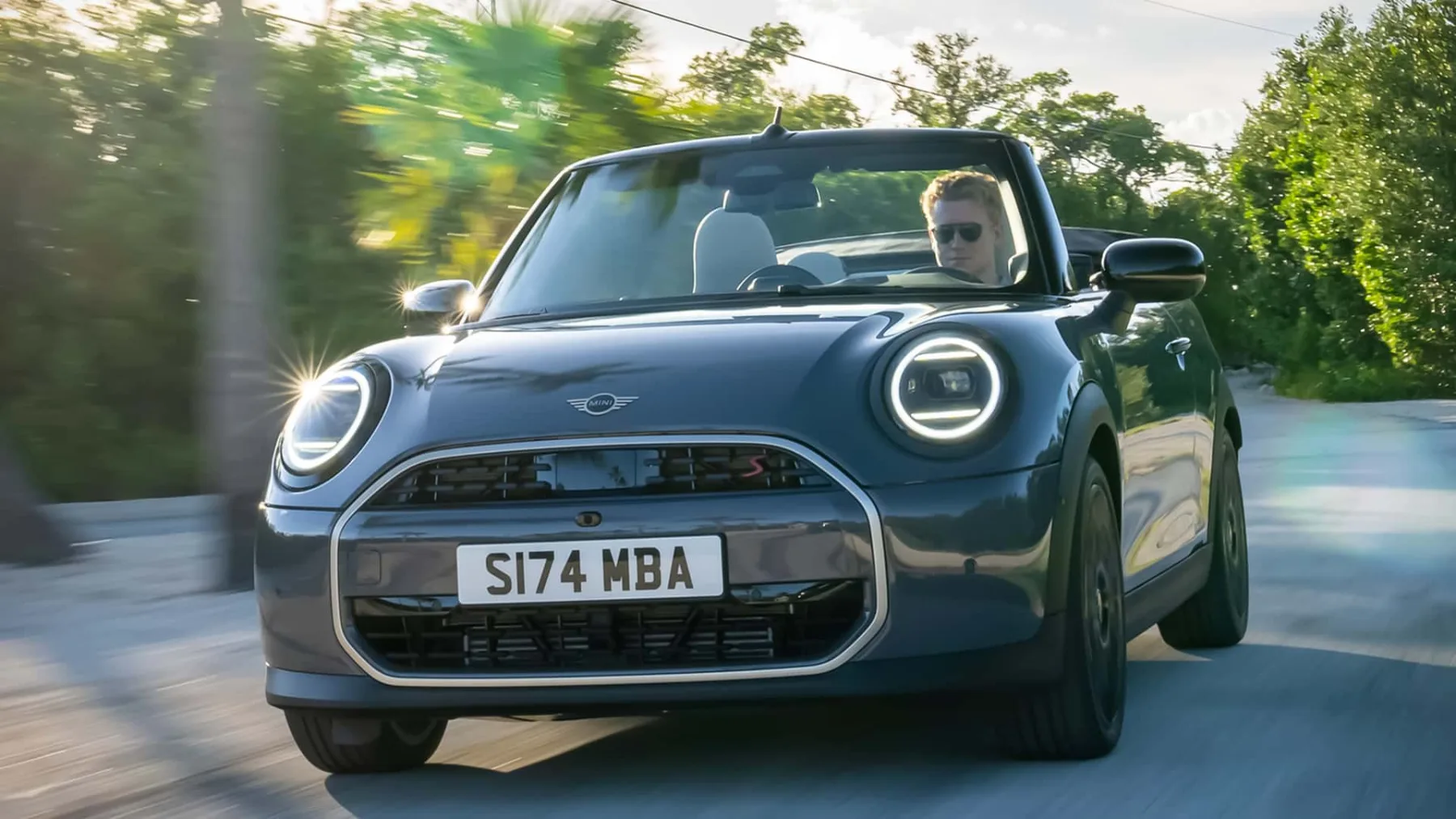 Mini Cooper Cabriolet 2024: oživitev kabrio klasike, ki postaja redkost