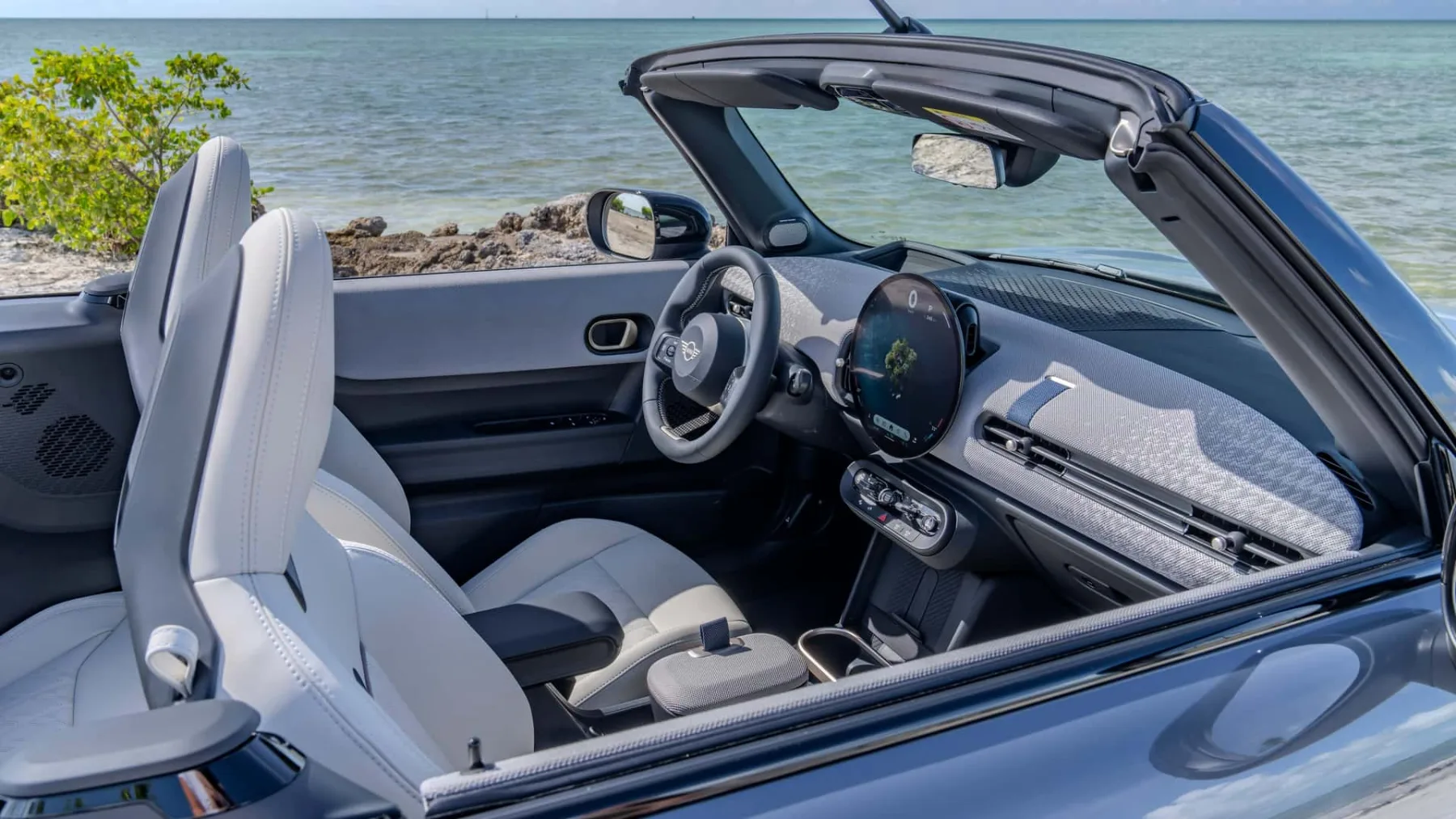 Mini Cooper Cabriolet 2024: oživitev kabrio klasike, ki postaja redkost
