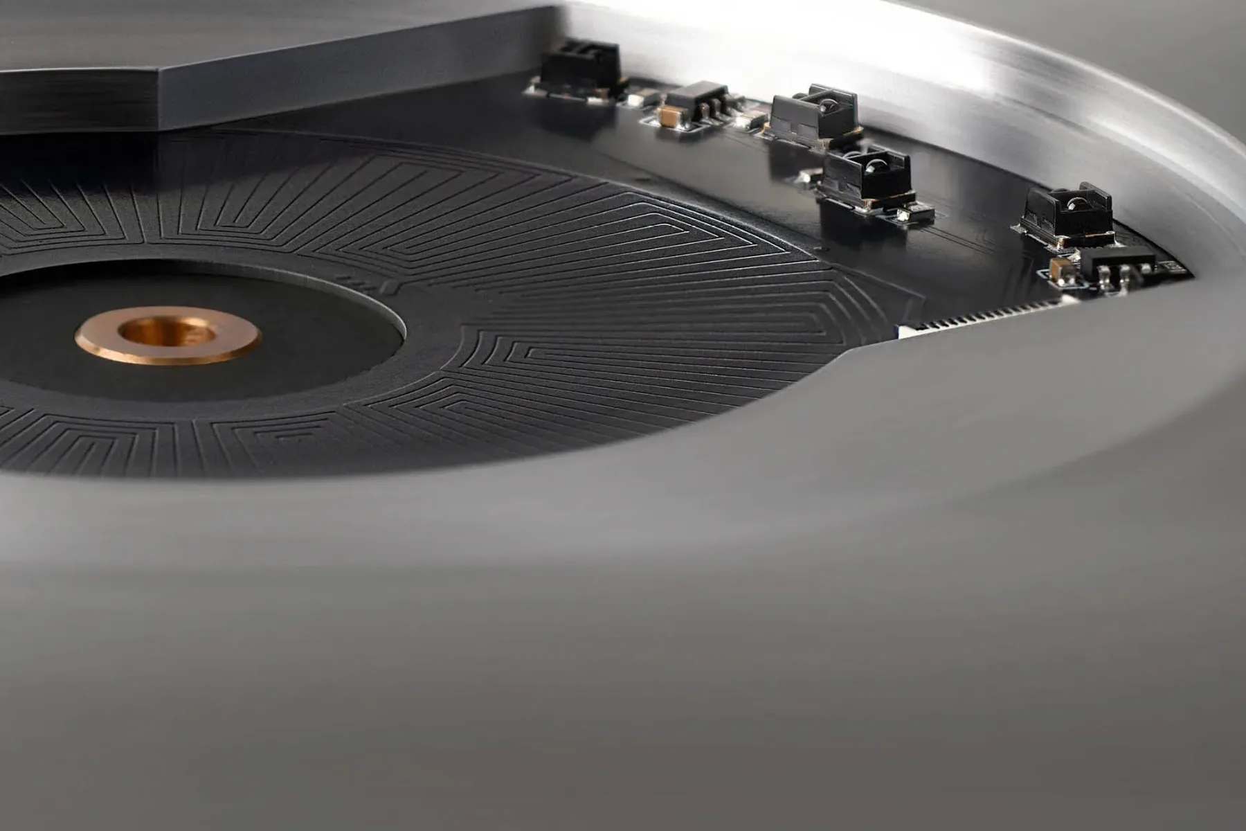 Miniot Wheel 3: gramofon, ki bere vinil s svetlobo, ne z magneti