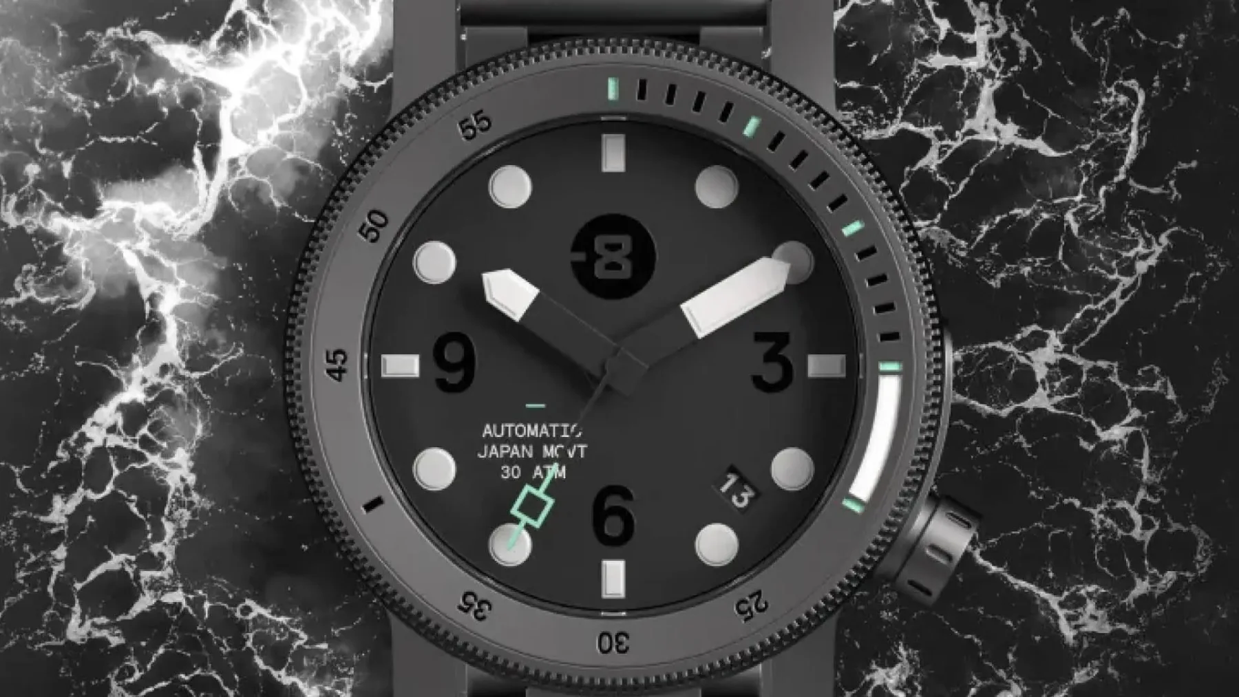 MINUS-8 Diver 2.0 – Titan, brutalizem in cena pod 600 eur