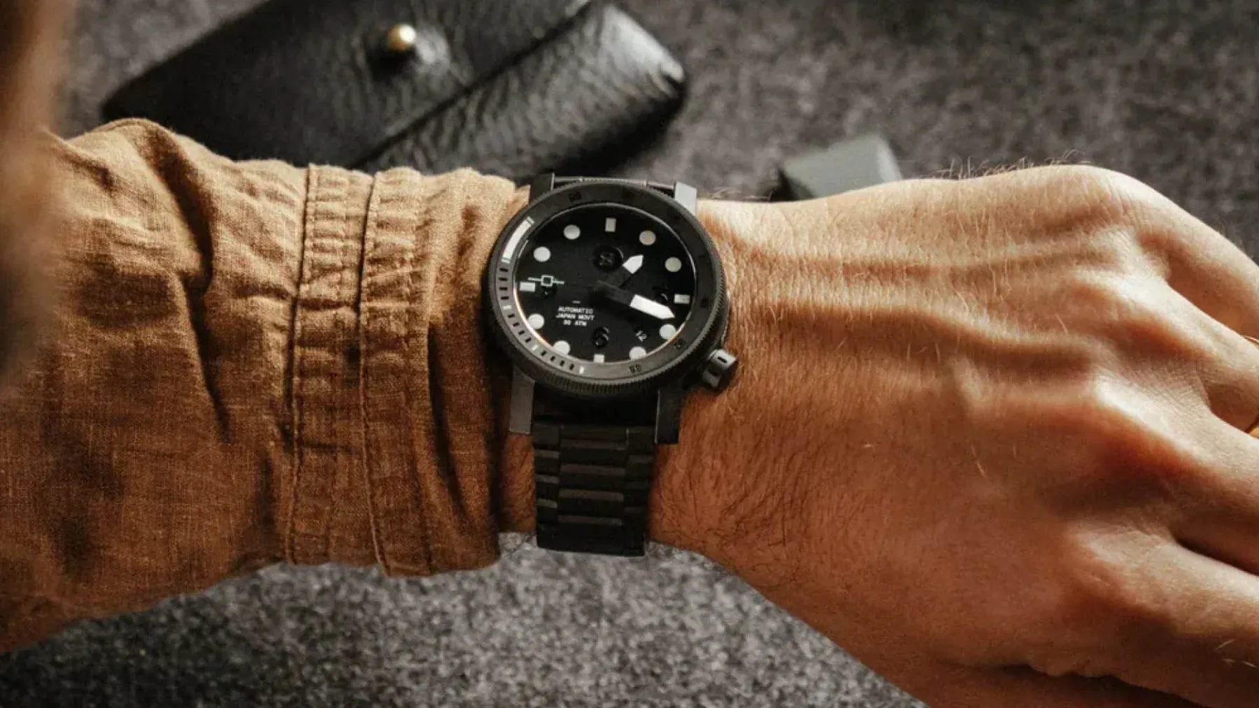 MINUS-8 Diver 2.0 – Titan, brutalizem in cena pod 600 eur