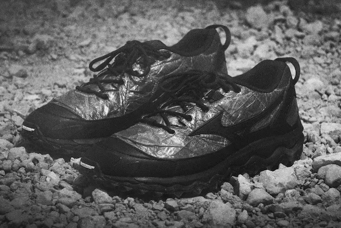 Mizuno in Han Kjøbenhavn: Ko brutalistična estetika predmestja dobi neuničljivo supergo iz materiala Dyneema