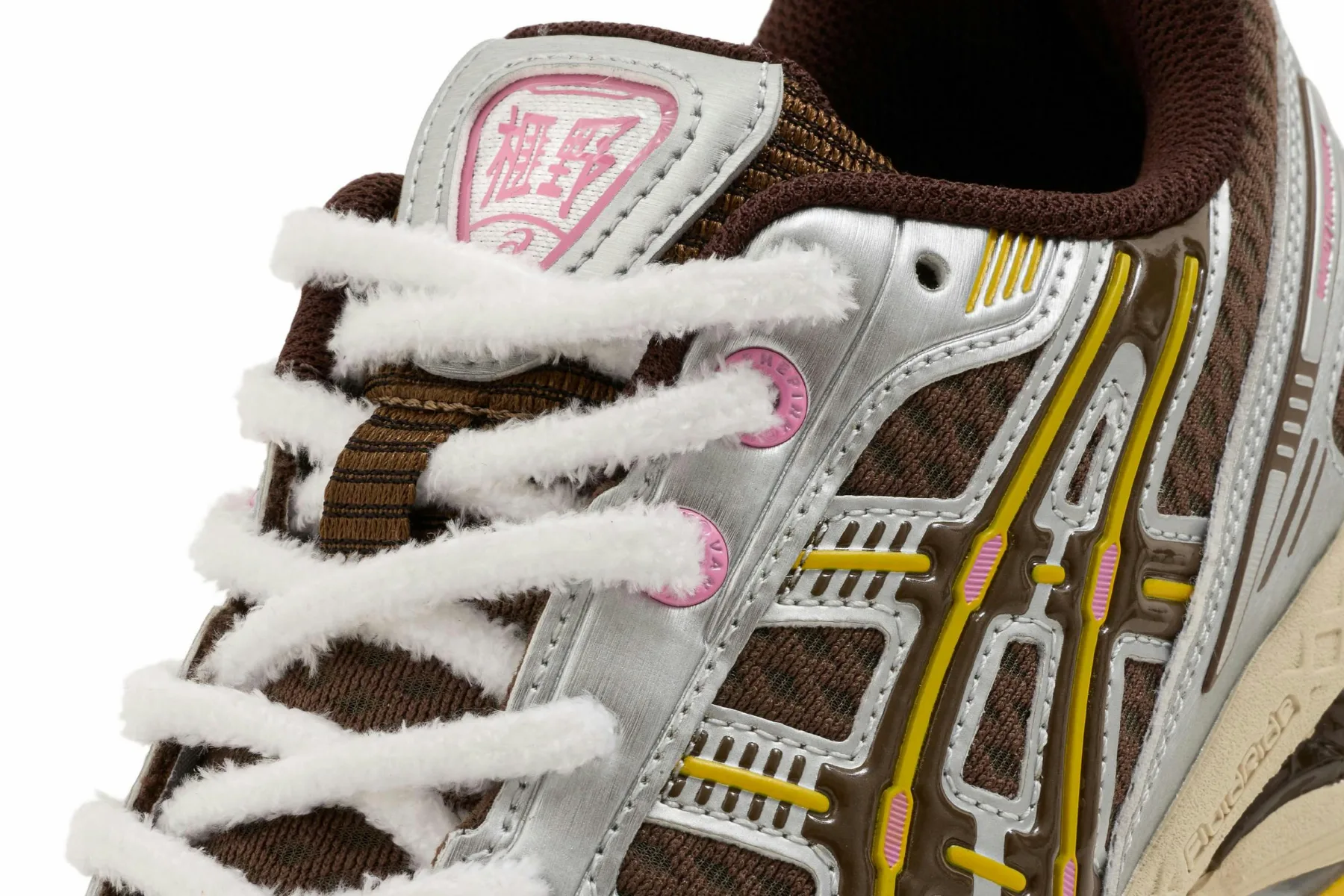 Najbolj kulinarične superge leta: ASICS GEL-Kayano 12.1 x Vandy the Pink prinašata sladoledno osvežitev