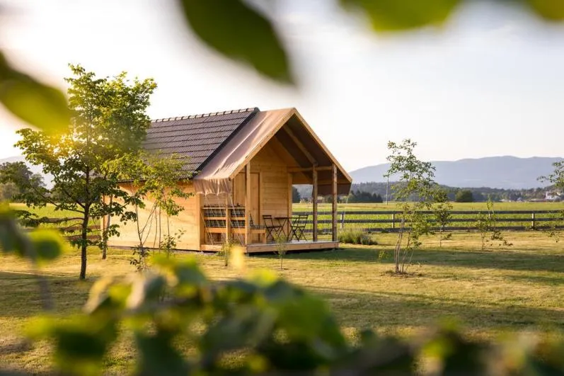 Glamping Kolpa Resort (Foto: Booking.com)
