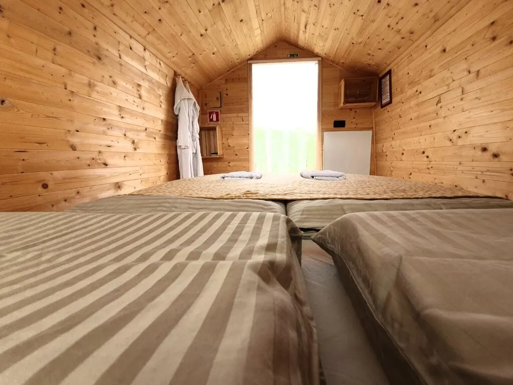 Glamping Na brejgi (Foto: Booking.com)