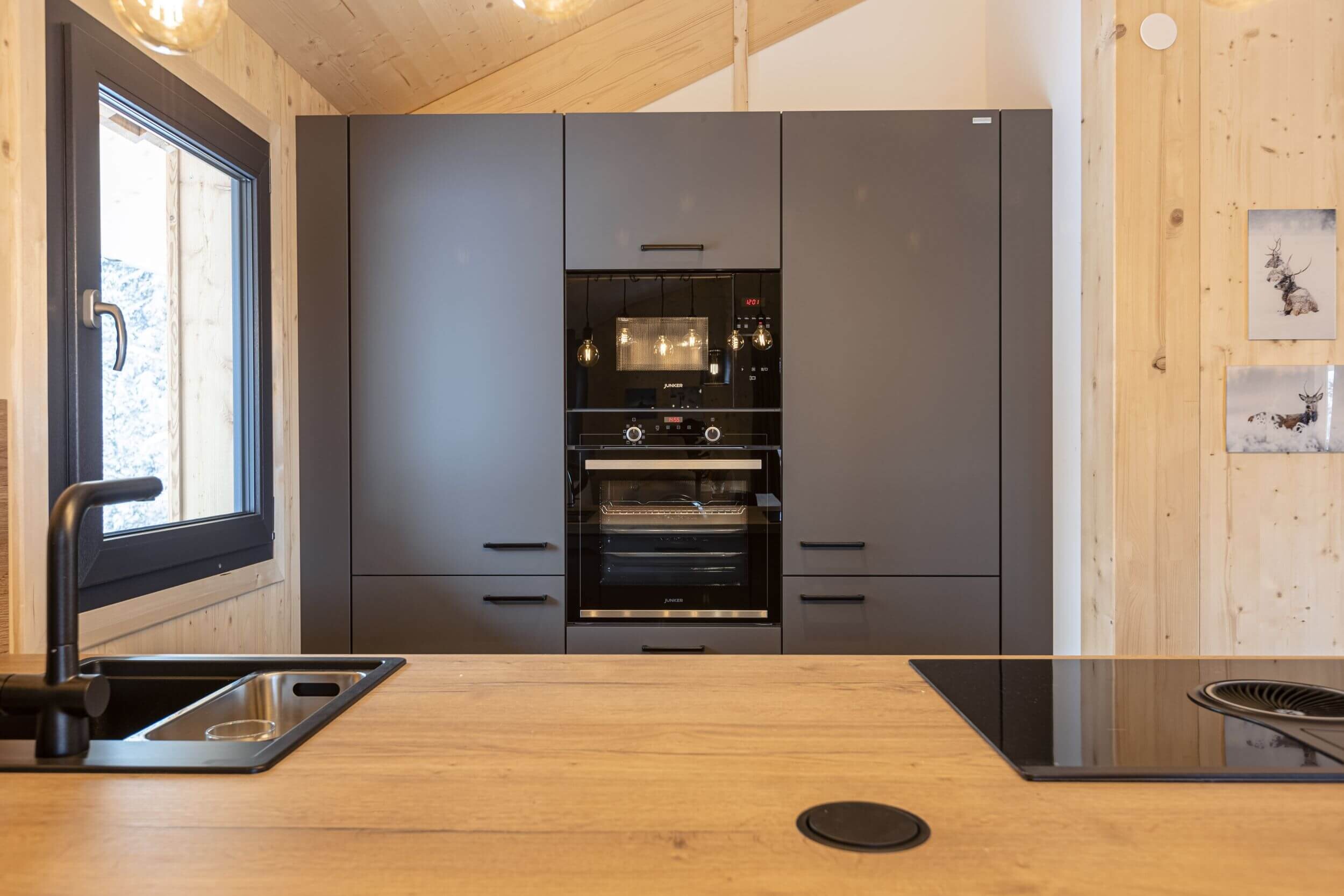 Naturchalets Turracher Höhe: skrivnostni čar lesenih Chaletov na planoti Turracher Höhe