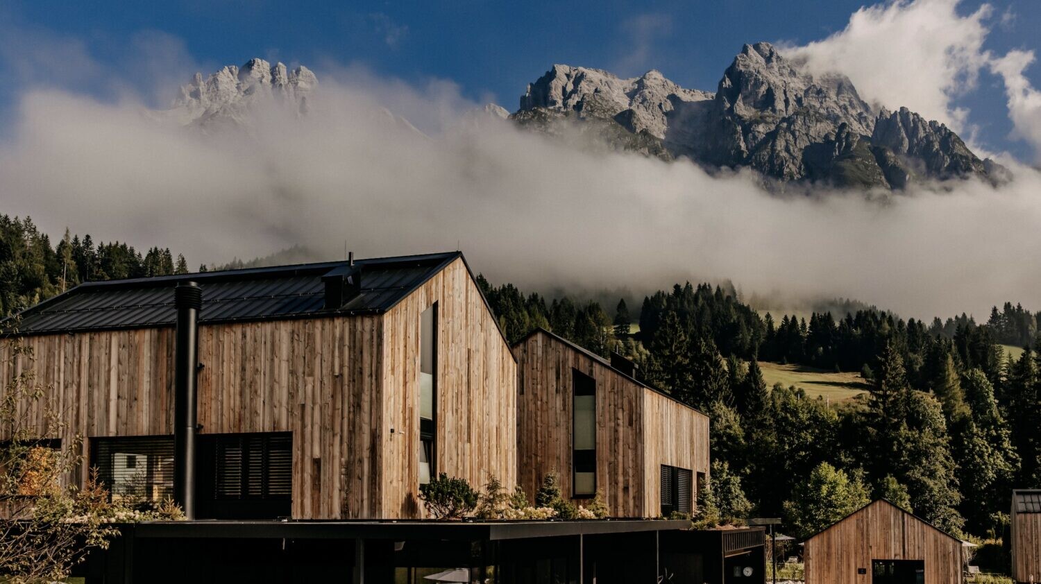 Naturhotel Forsthofgut: razkošje in tradicija v senci avstrijskih Alp