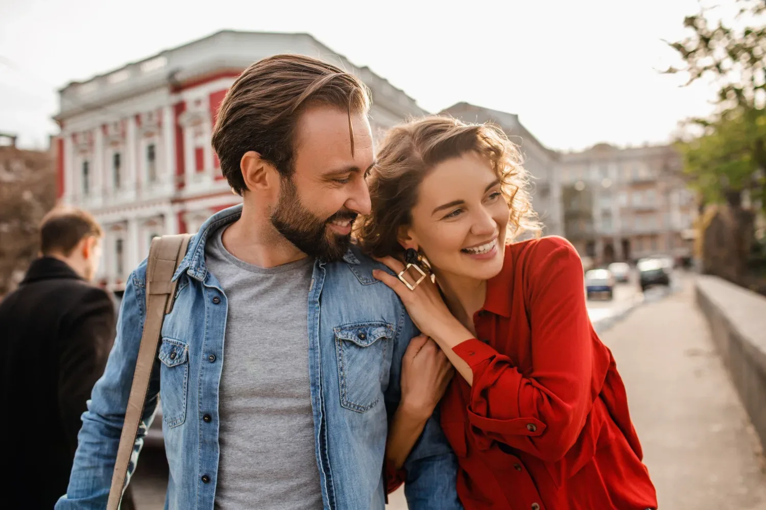 Ne išči nekoga, ki te “rabi” – išči nekoga, ki te izbere tudi takrat, ko bi lahko šel