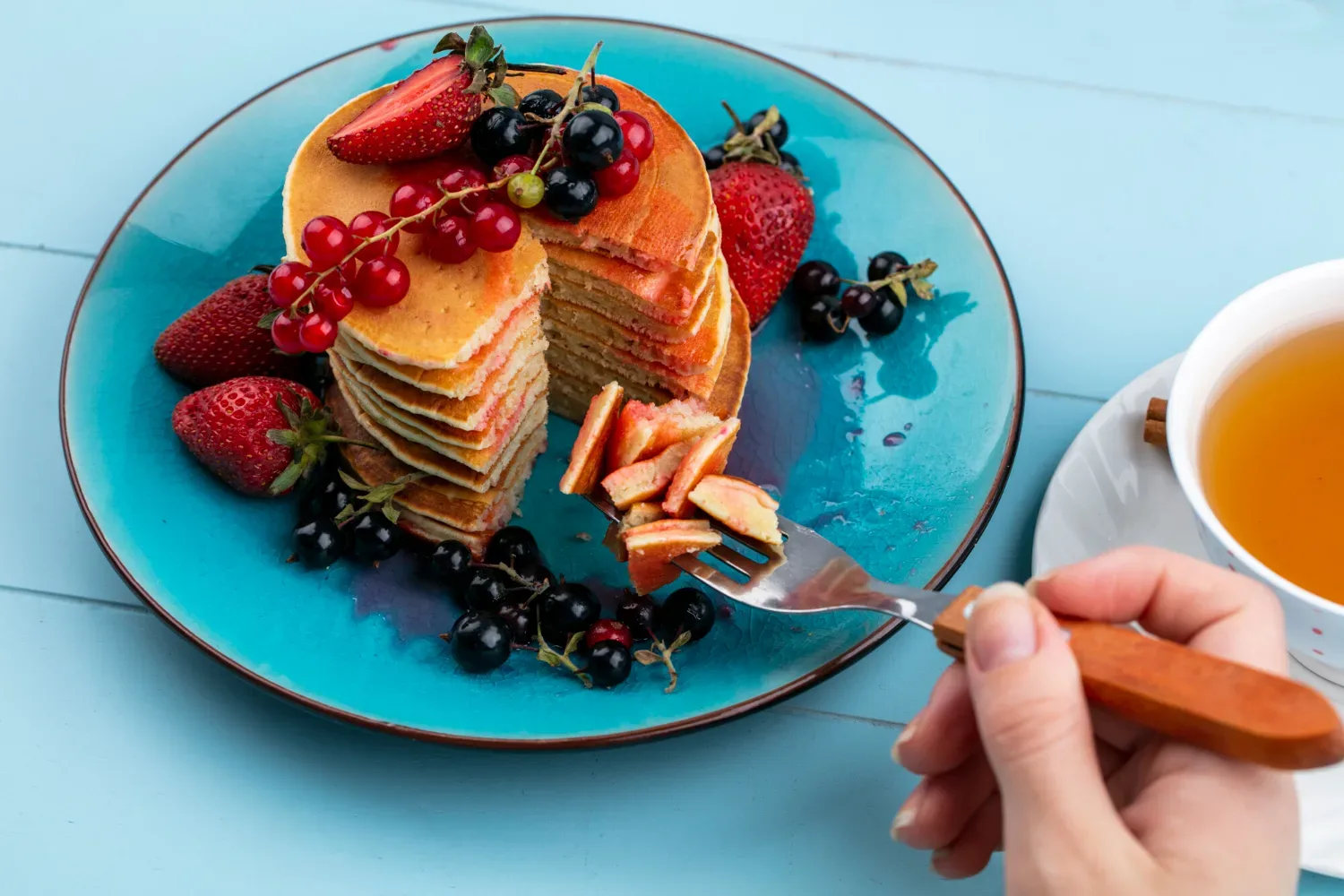 Ne jejte teh 5 živil za zajtrk, če nočete pridobivati teže – telo jih takoj spremeni v maščobo