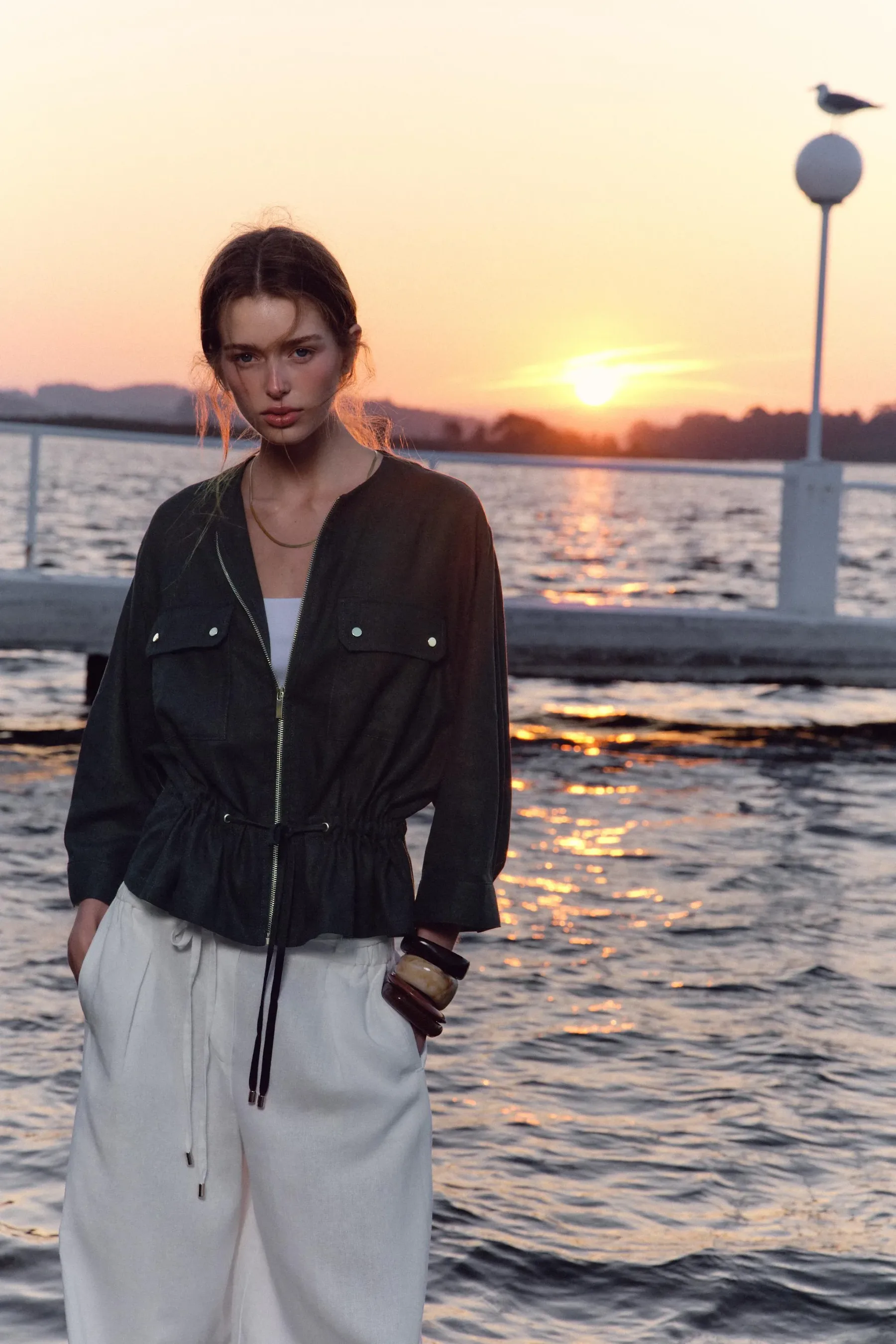 “New In” Zara Summer 2025: ta teden je primeren za modne upornice – Week by Week postaja vroča moda