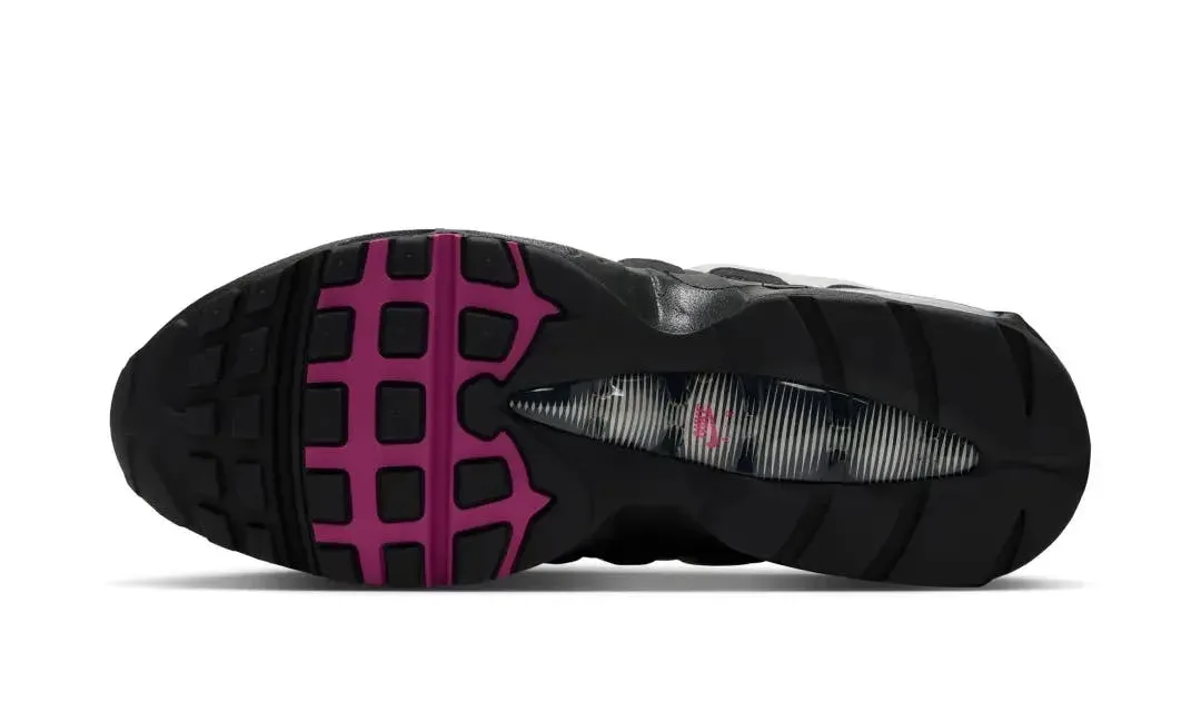 Nike Air Max 95 v odtenku Sweet Beet: Retro ikona z novim sočnim pridihom