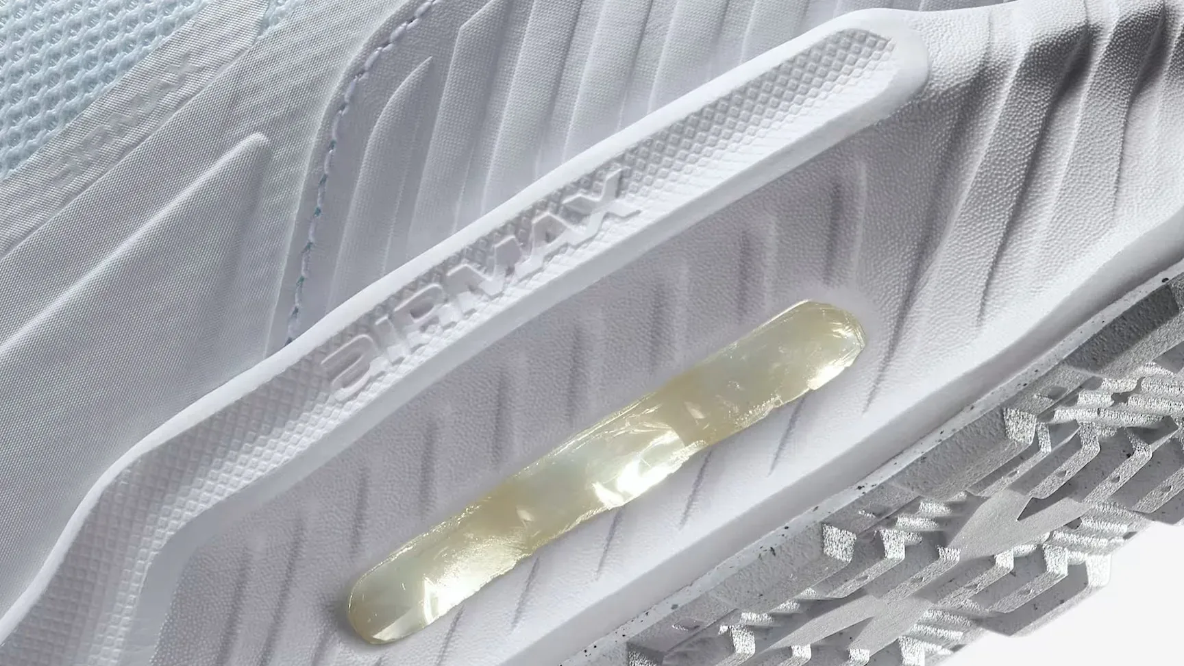 Nike Air Max Bia: minimalistična eleganca z dušo ikone