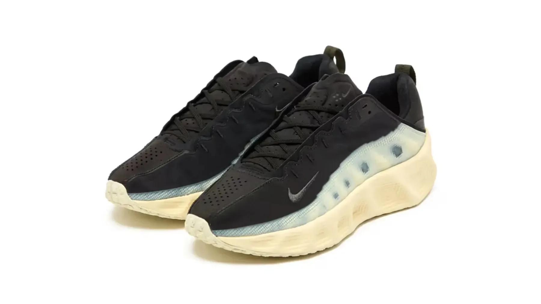 Nike Ava Rover: Superge prihodnosti, ki izgledajo kot digitalna umetnost