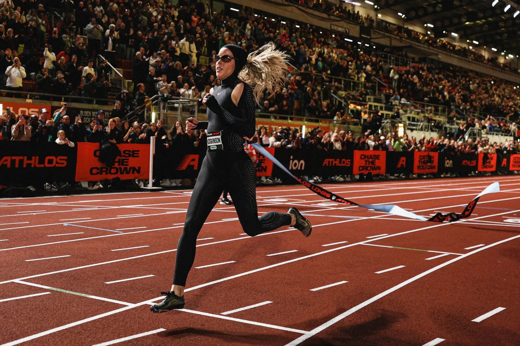 Je to konec klasičnih dresov? Futuristični Nike »speed suit« napoveduje novo ero v atletiki