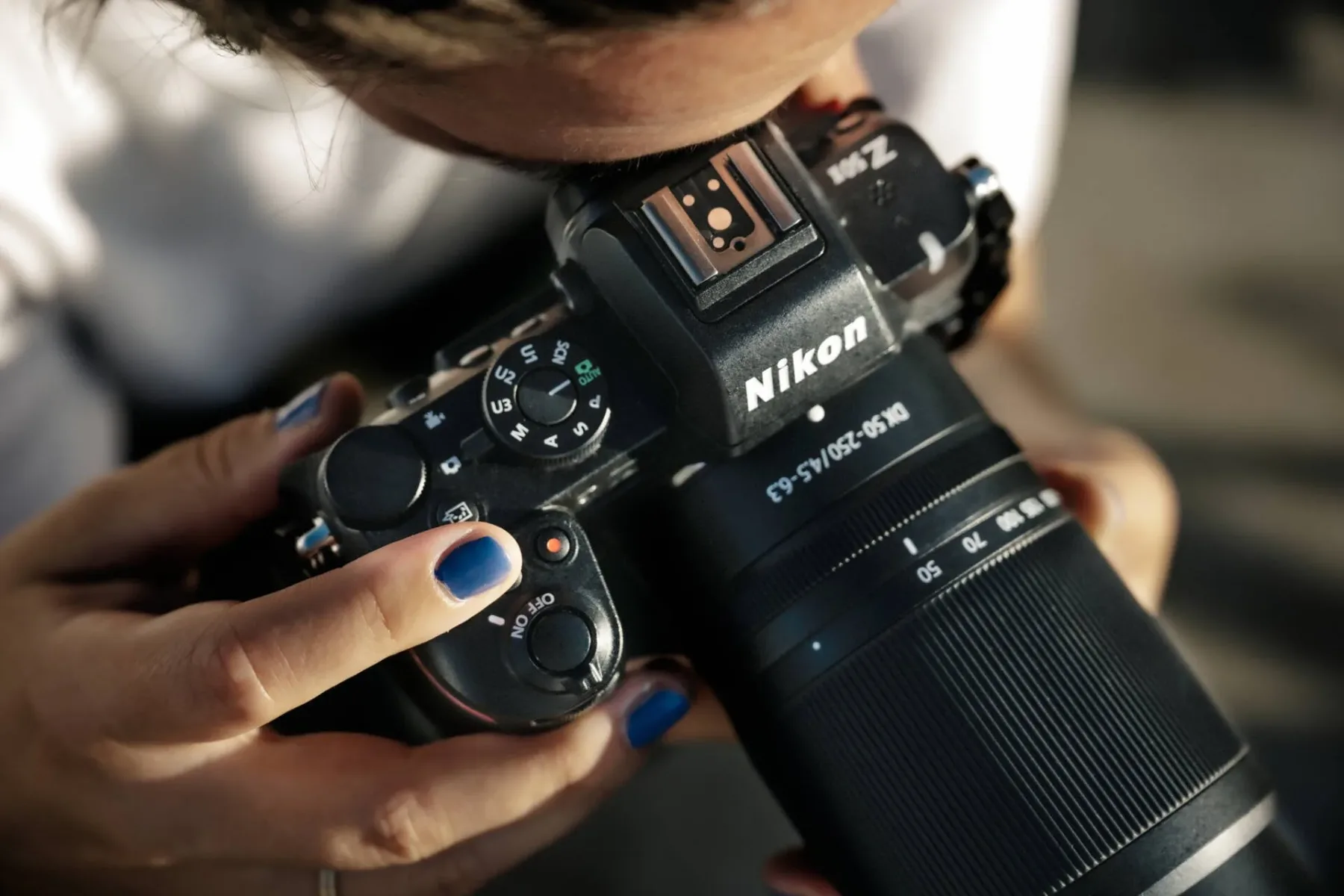 Nikon Z50II: Ko se srečata zmogljivost in prenosljivost