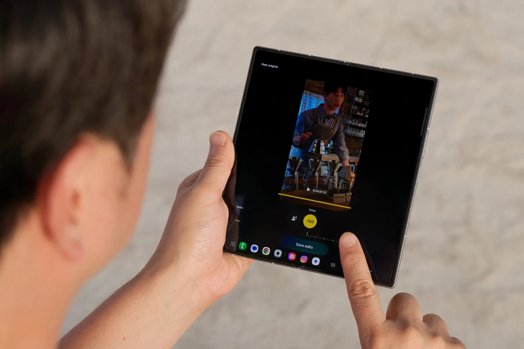 Nina Grilc in Galaxy Z Fold7: ko se življenje razpre v več dimenzij