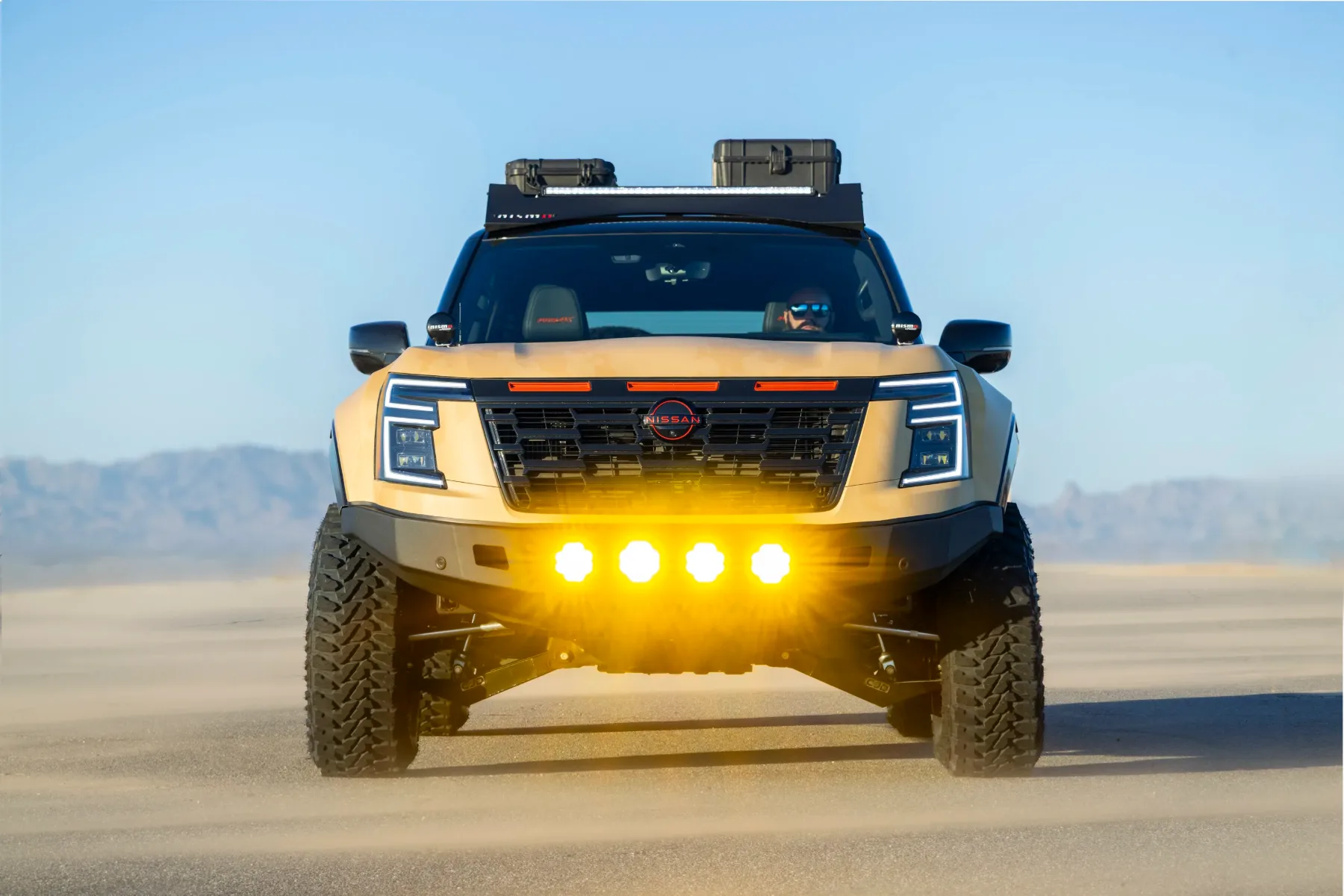 Nissan Armada Dune Patrol: Puščavski tank z NISMO srcem, ki bi z veseljem prevozil tudi vašega tastovega karavana