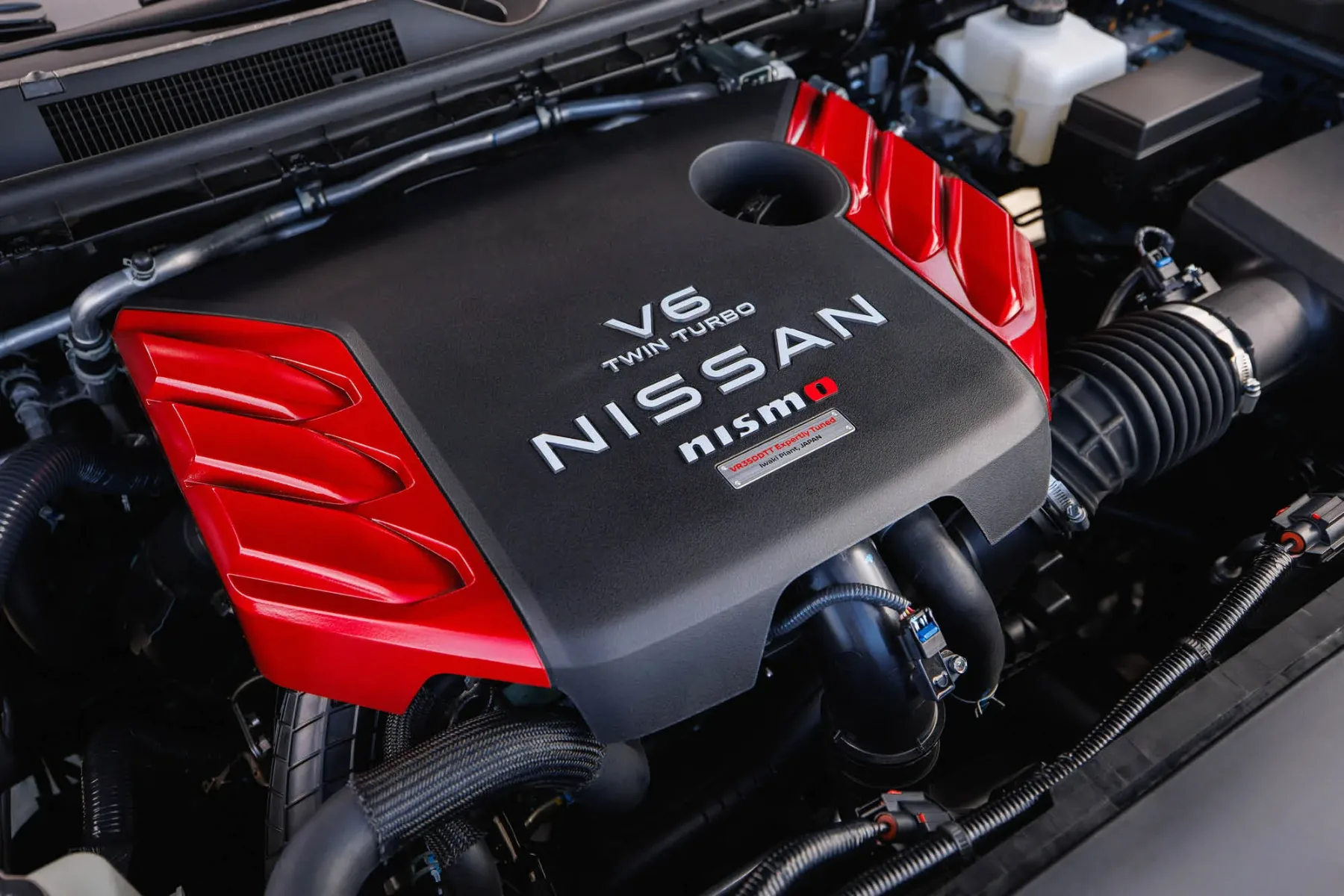 Nissan Armada NISMO 2026 – XXL adrenalinski paket, ki v prtljažniku skriva Nürburgring
