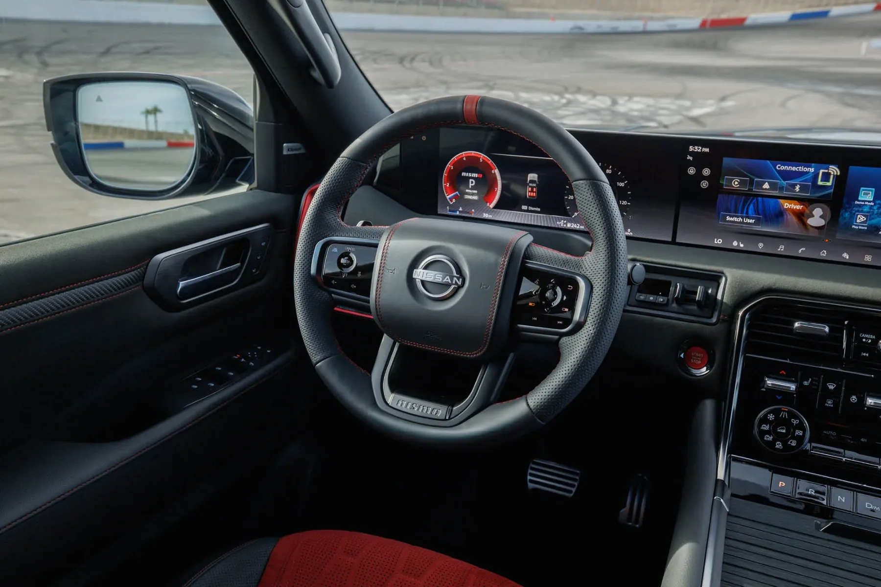 Nissan Armada NISMO 2026 – XXL adrenalinski paket, ki v prtljažniku skriva Nürburgring