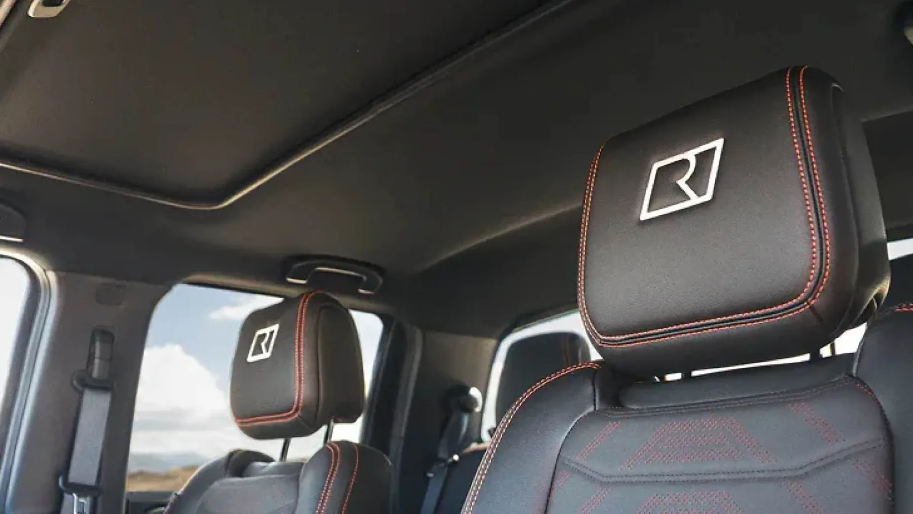 Nissan Frontier PRO‑4X R by ROUSH – ko »R« pomeni resno terensko ambicijo