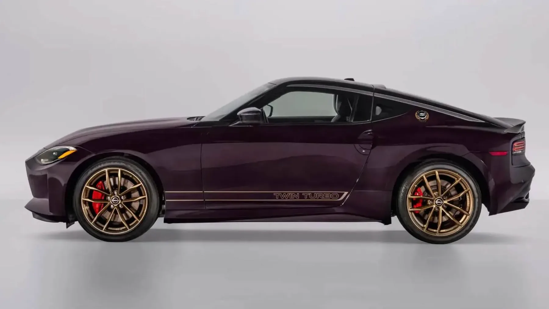 Nissan Z 2026 Heritage Edition: Midnight Purple se vrača v slogu!