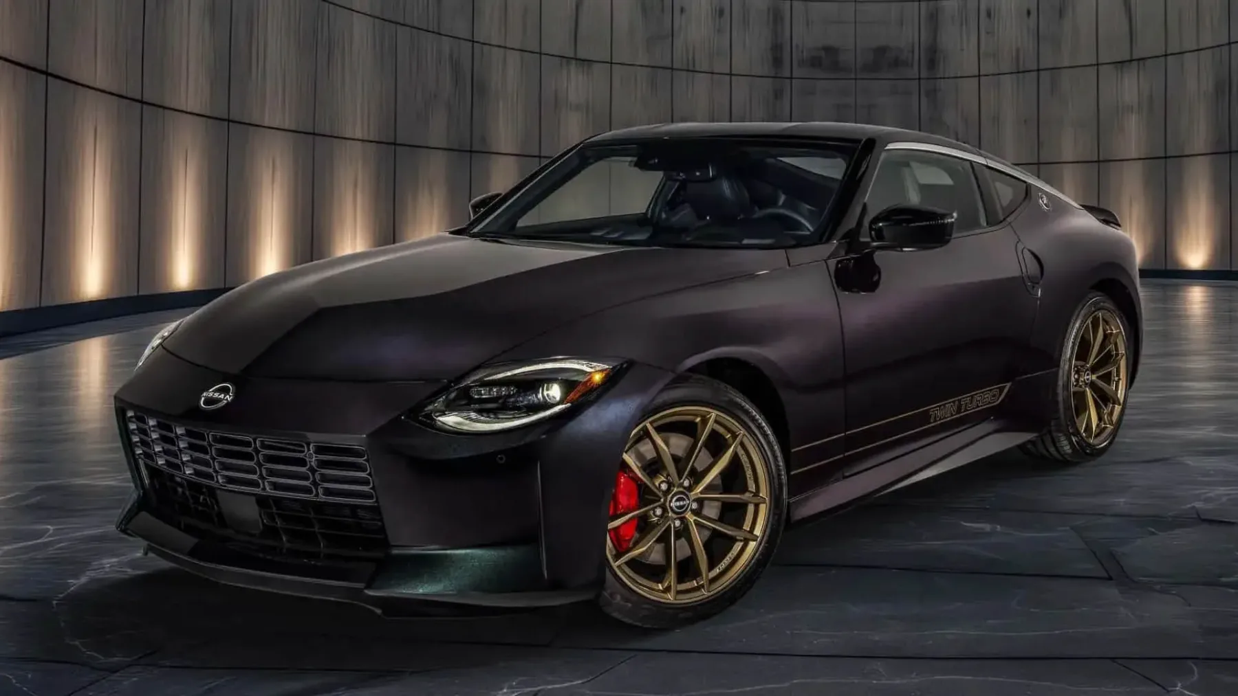Nissan Z 2026 Heritage Edition: Midnight Purple se vrača v slogu!