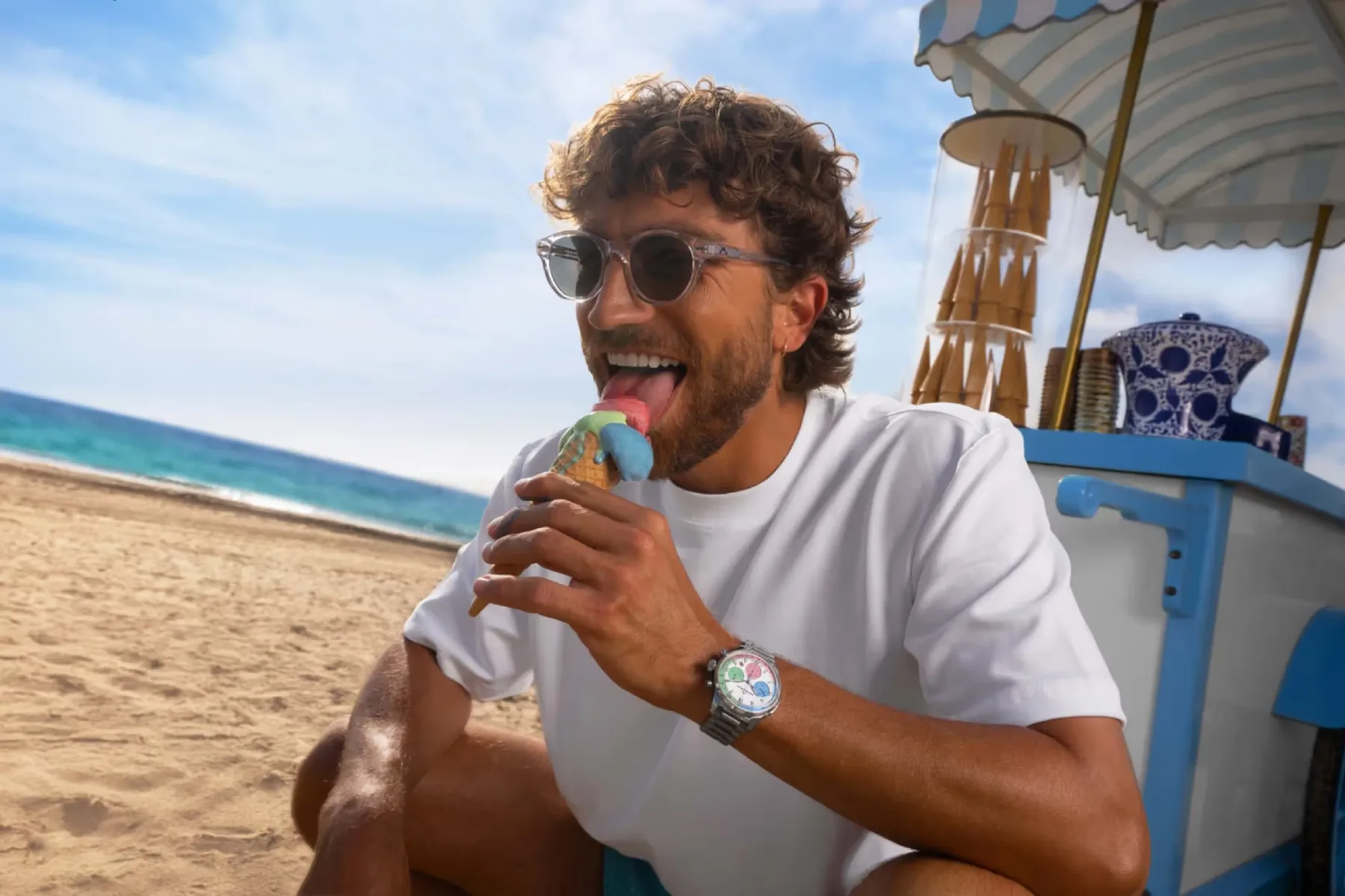 NORQAIN Freedom 60 Chrono “Enjoy Life”: Ko se švicarska ura sreča z gelatom