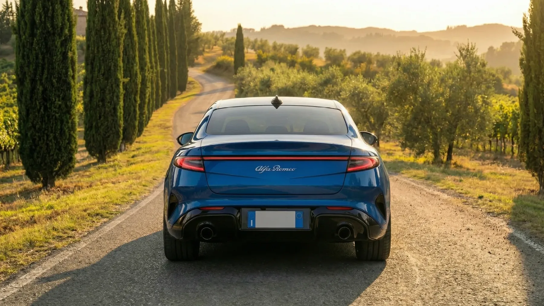 Nova Alfa Romeo Giulia 2027: Zadnja romantična trdnjava, ki ne želi postati hladilnik