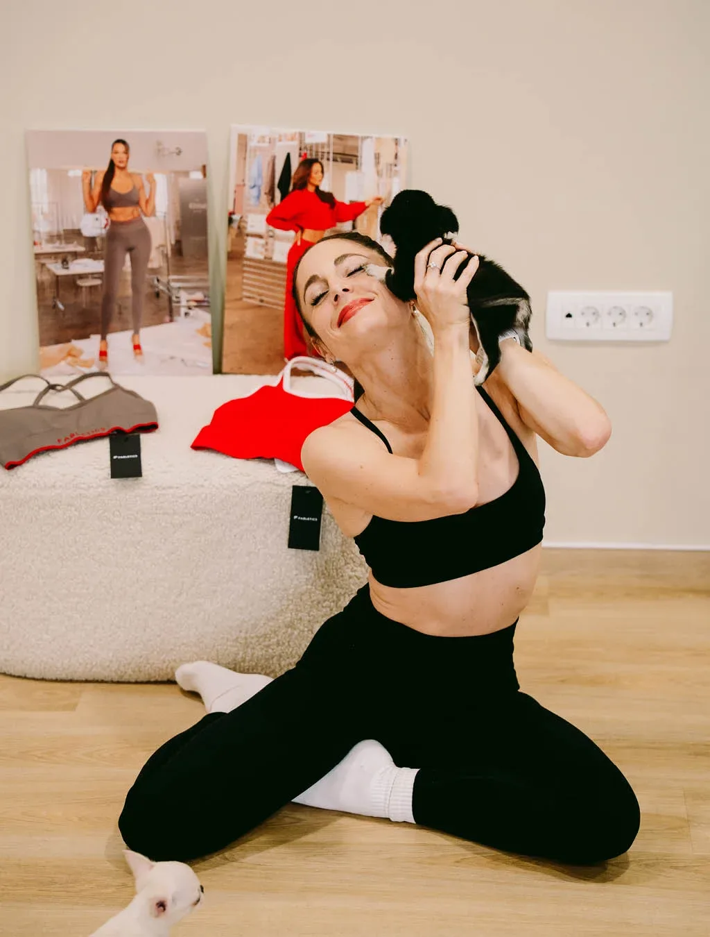 Nova kolekcija Fabletics by Khloé Kardashian 2026: Ultimativni dvig samozavesti