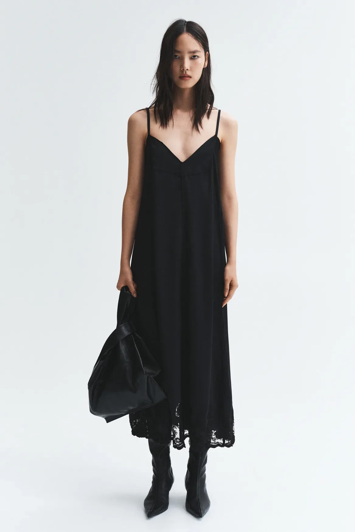Nova kolekcija H&M Studio Essentials jesen-zima 2025: Ko osnove postanejo must-have kosi v tvoji garderobi