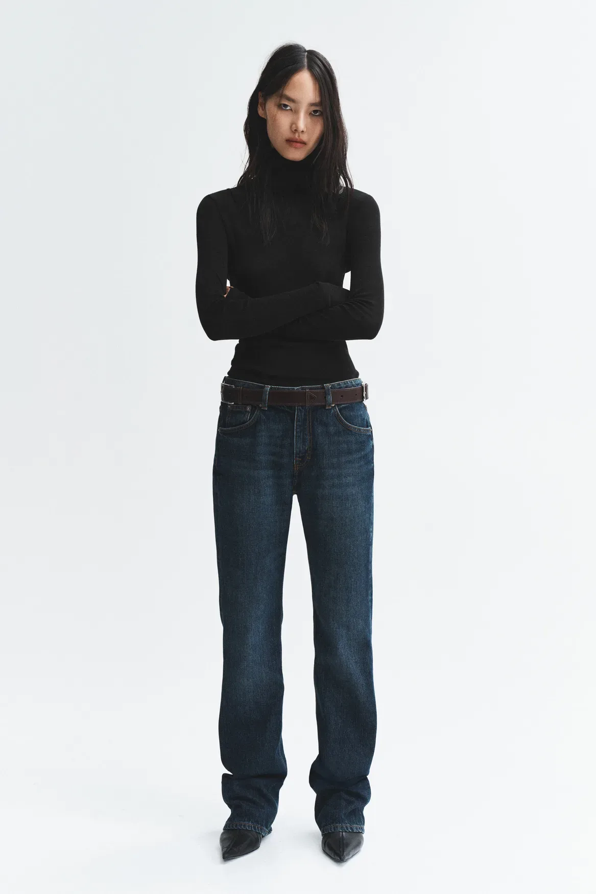 Nova kolekcija H&M Studio Essentials jesen-zima 2025: Ko osnove postanejo must-have kosi v tvoji garderobi