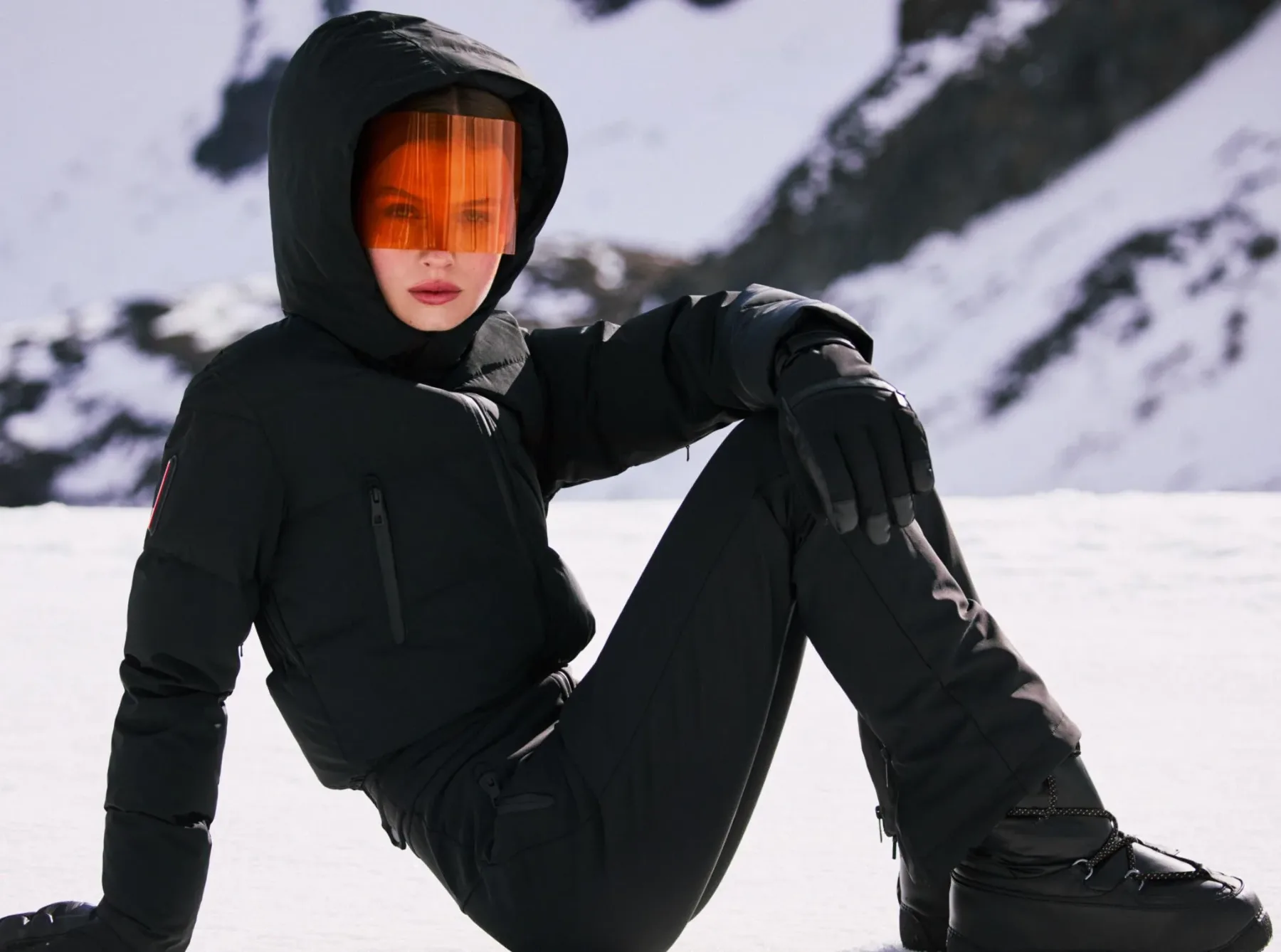 Nova kolekcija smučarskih oblačil ZARA SKI (2024): Smučarska eleganca, ki osvaja bele strmine